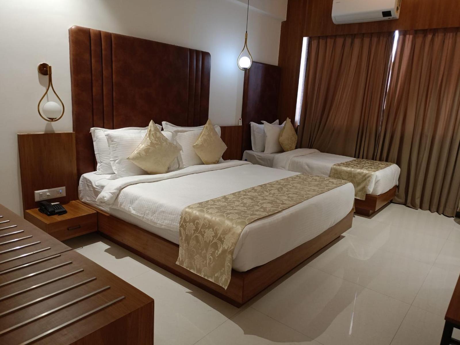 Deluxe Double Room - Photo 3