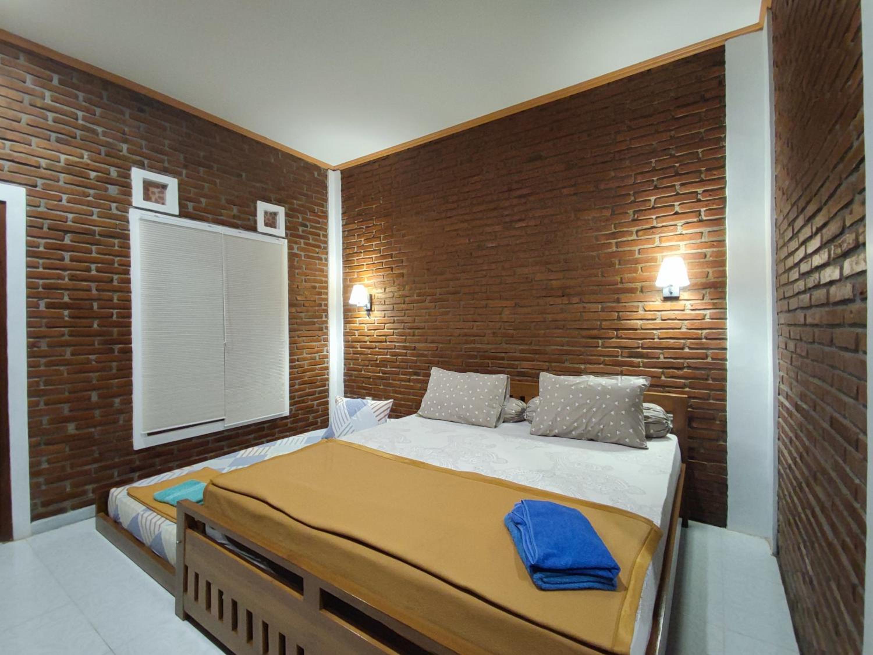 Deluxe Family Room - Photo 3