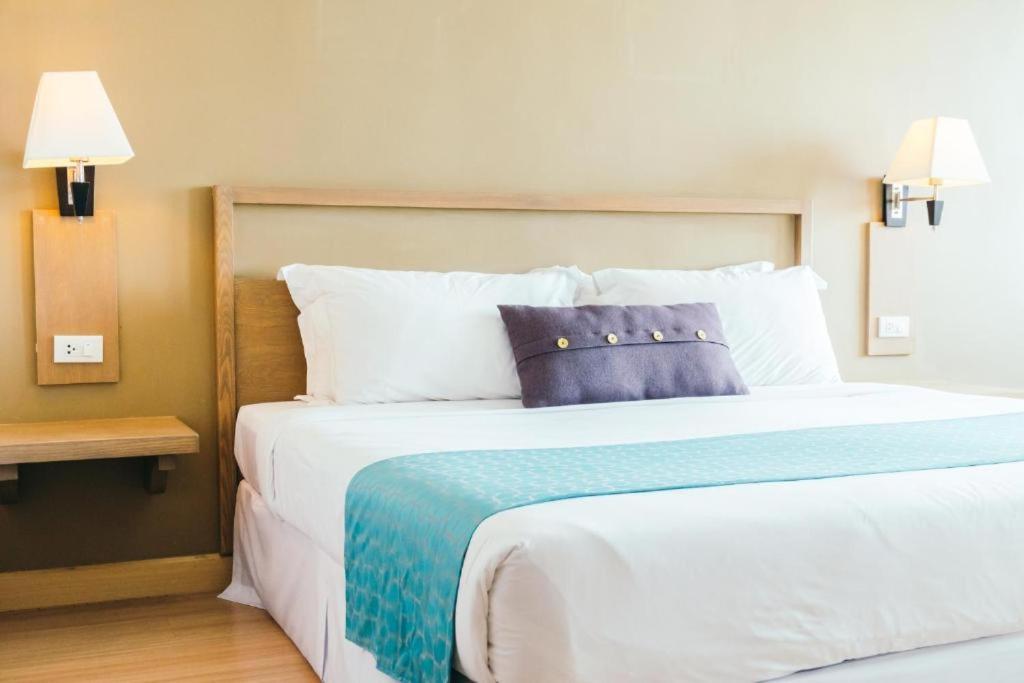 King Room with Garden View photo 2
