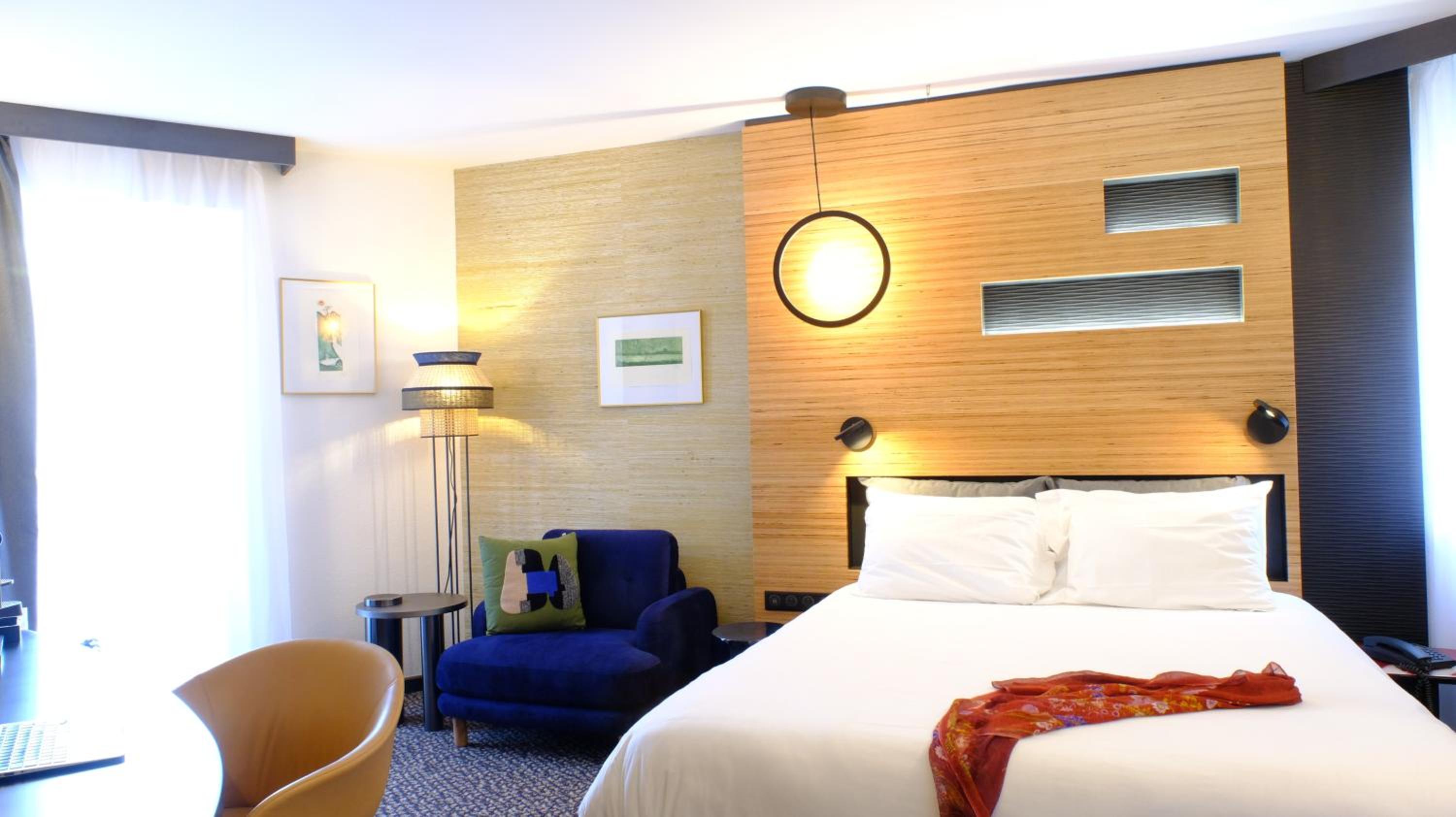 Deluxe Room with One Double Bed photo 2