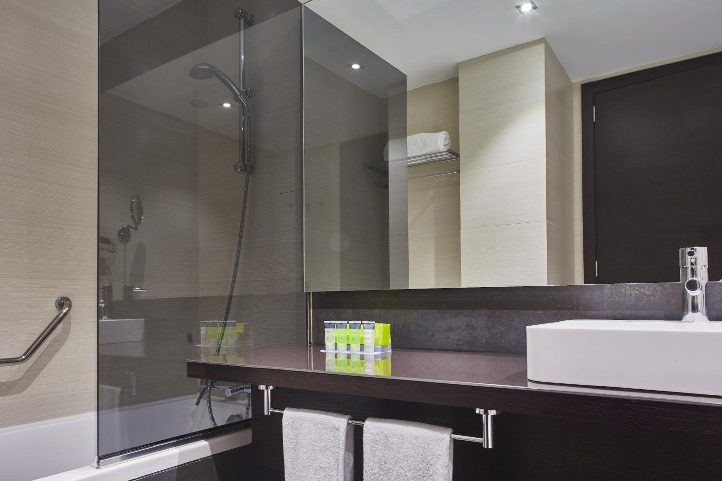 Superior Twin Room photo 3