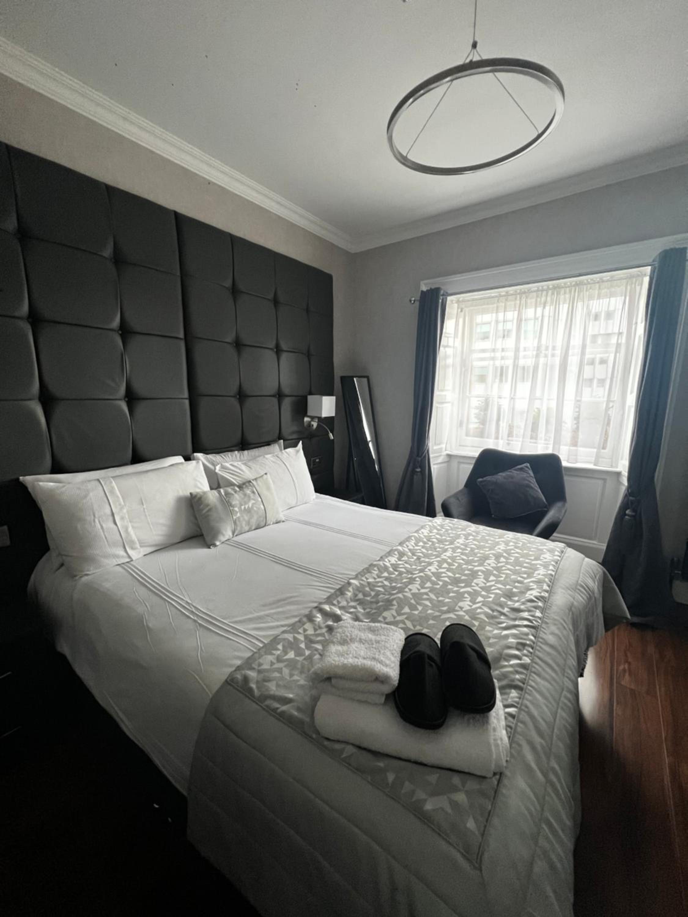 Deluxe King Studio