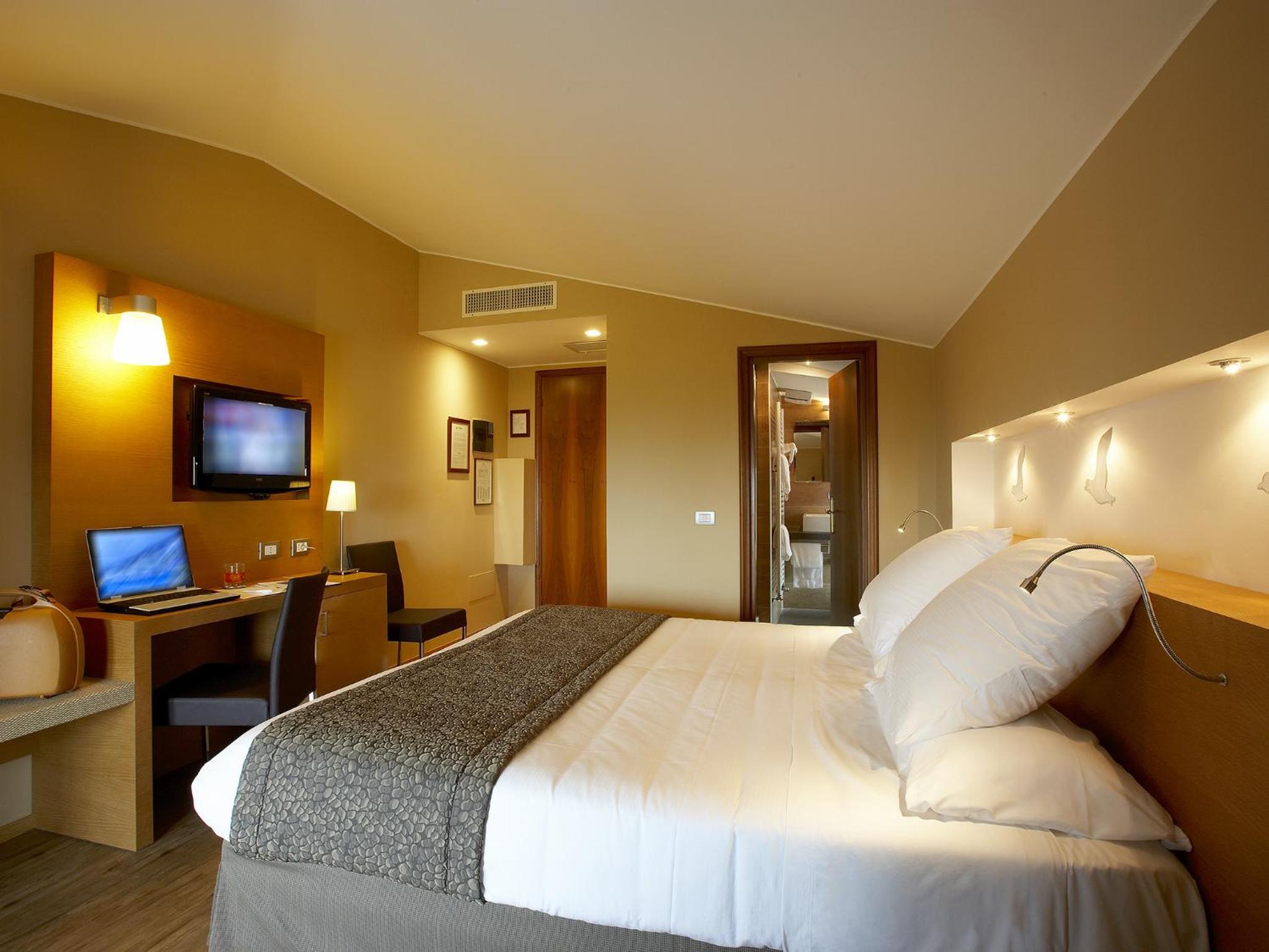 Superior Triple Room - Photo 4