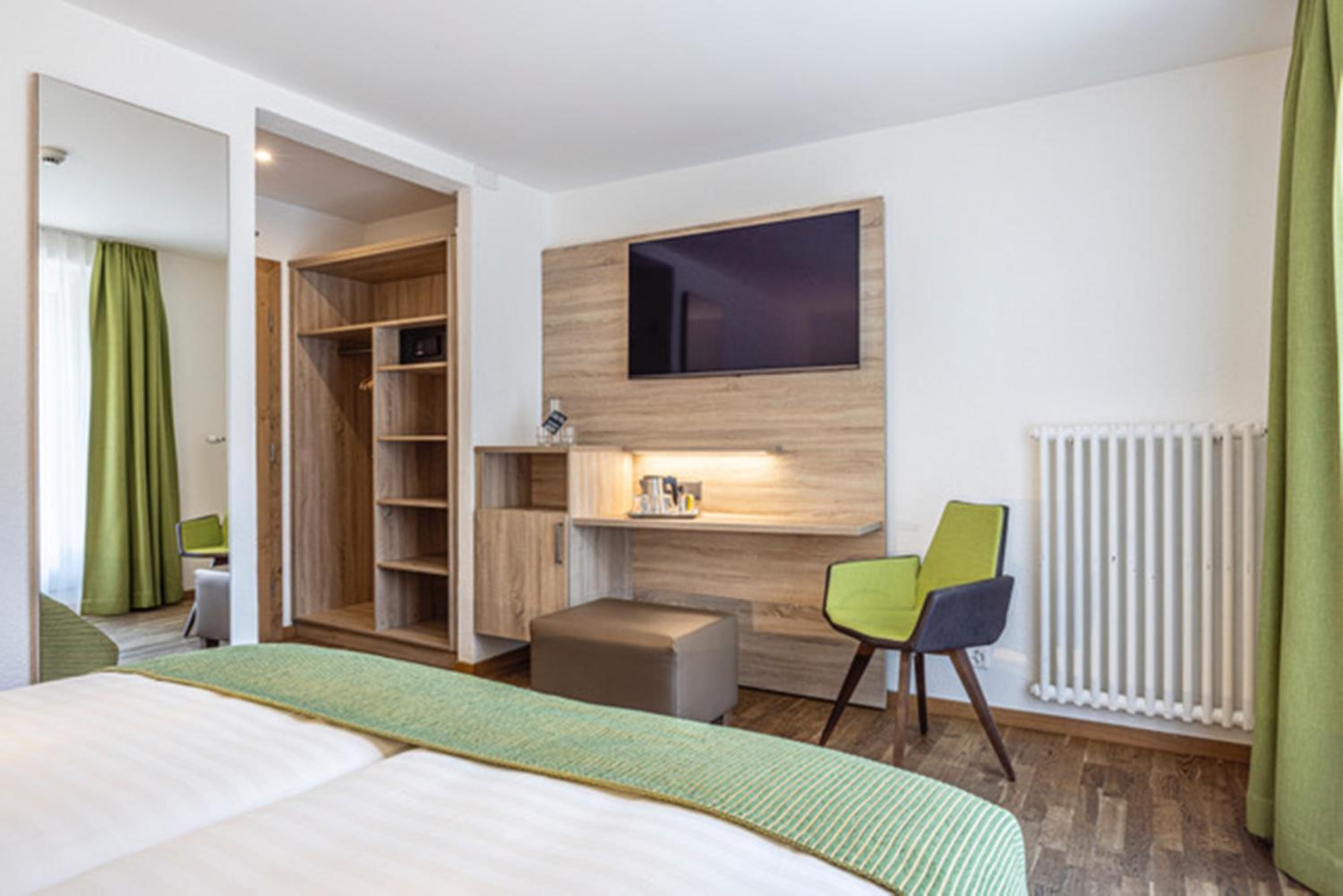 Double Room with Mountain View