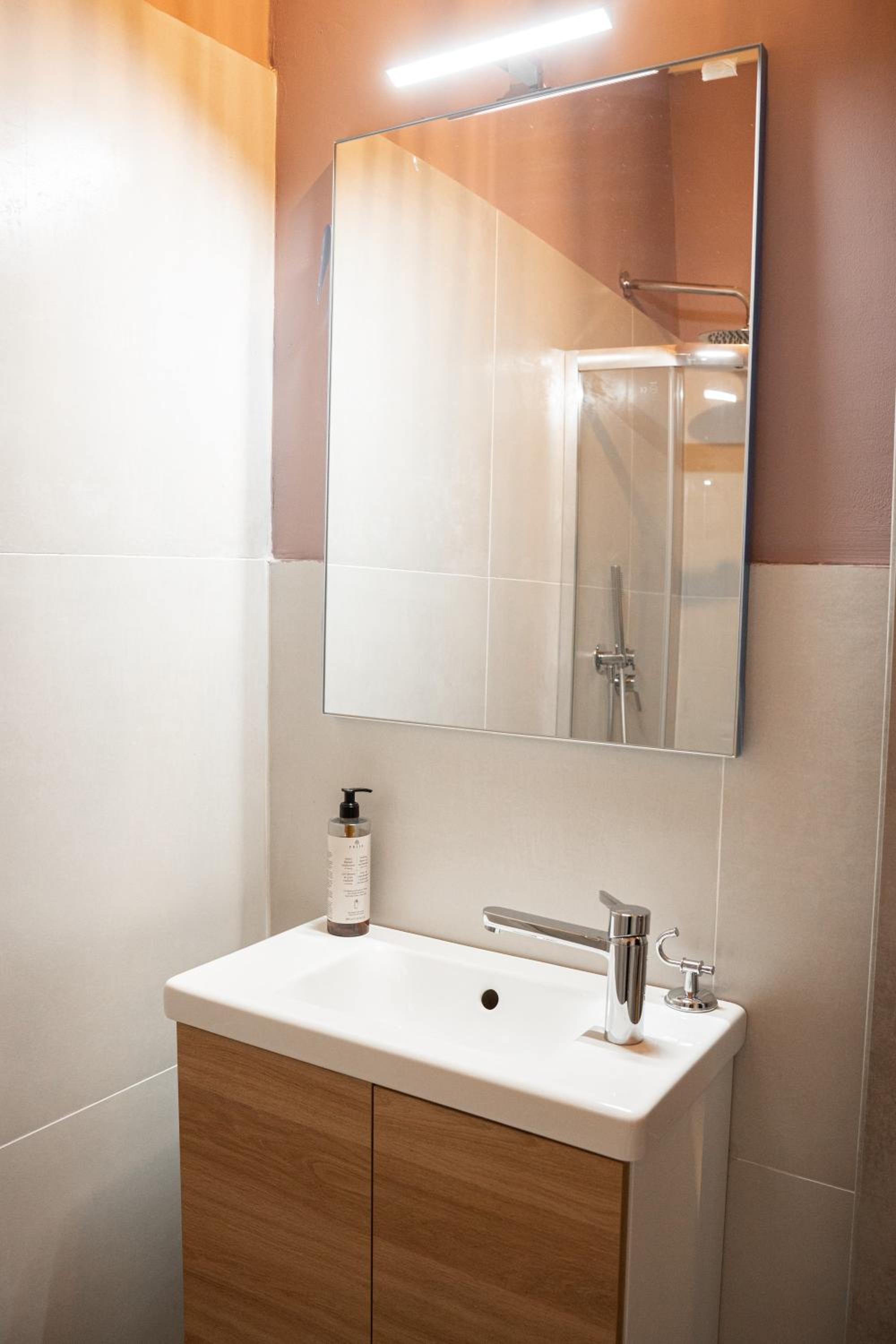 Double or Twin Room photo 3