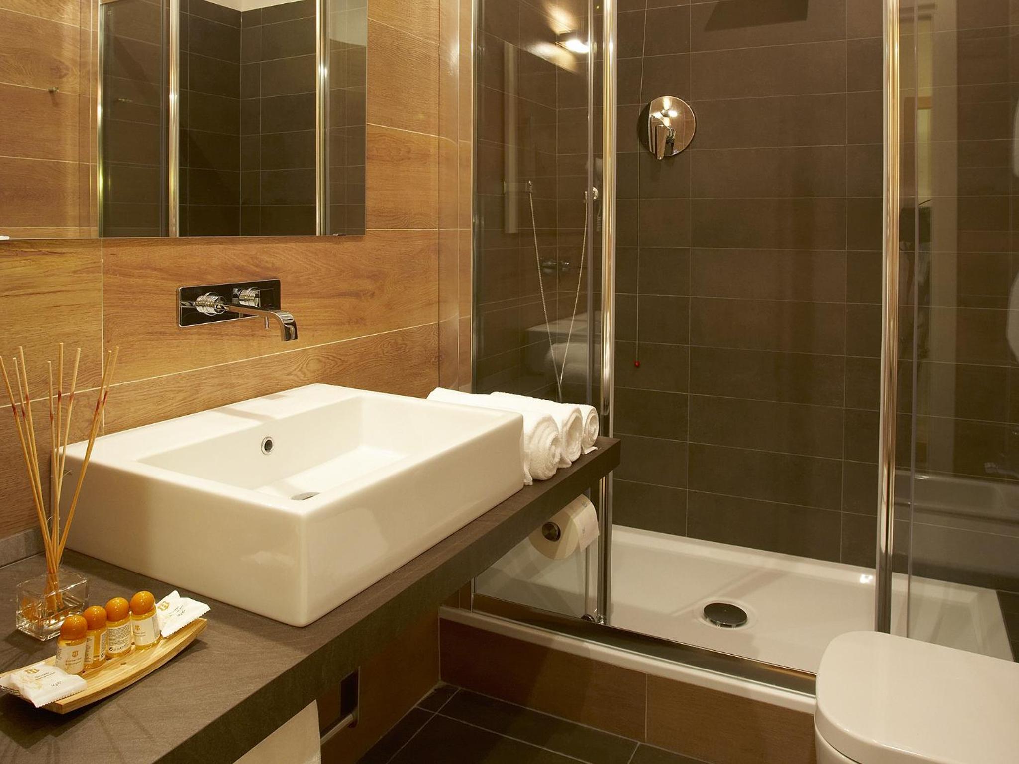 Superior Double Room - Photo 11