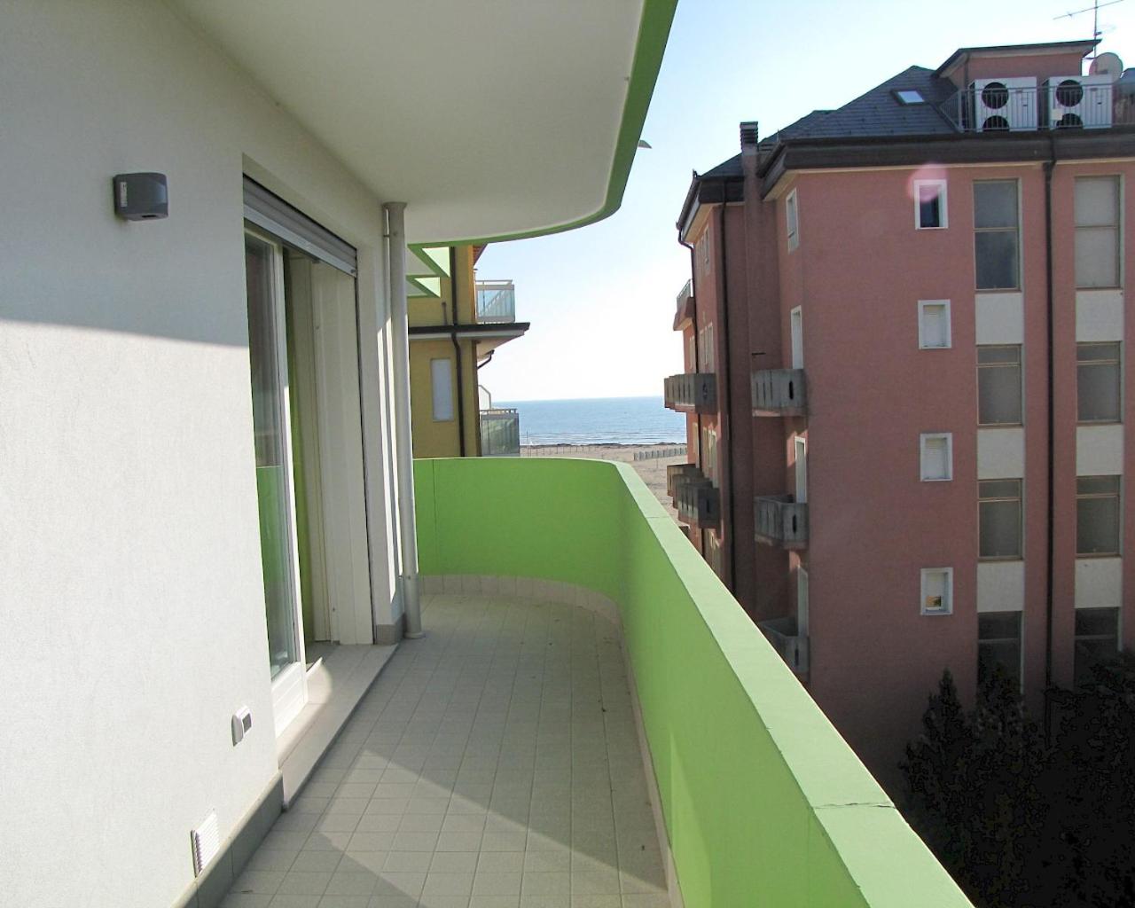 One-Bedroom Apartment with Partial Sea View - Photo 3