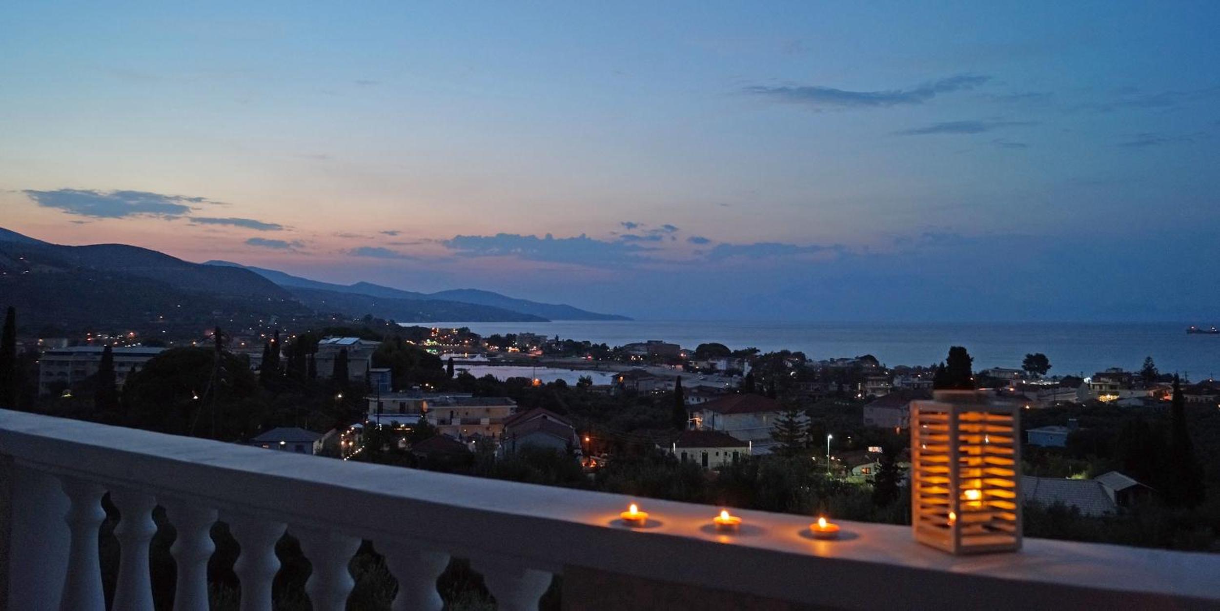Two-Bedroom Apartment with Sea View photo 2