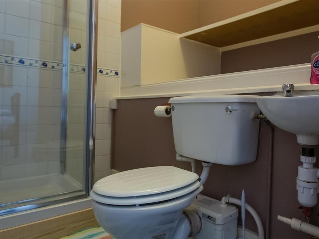 Double Room With Private Bathroom photo 3