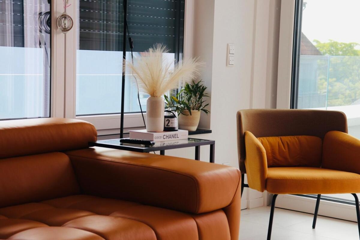 Apartment photo 1