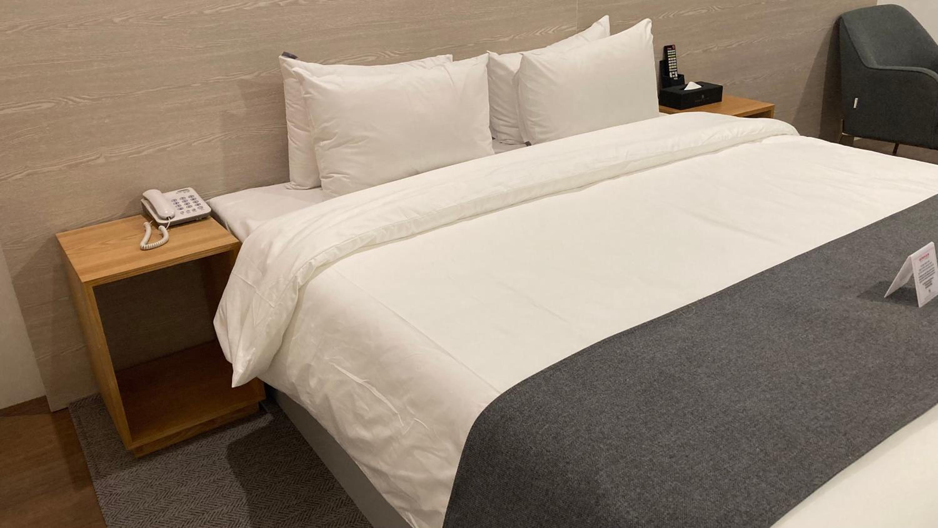Superior King Room