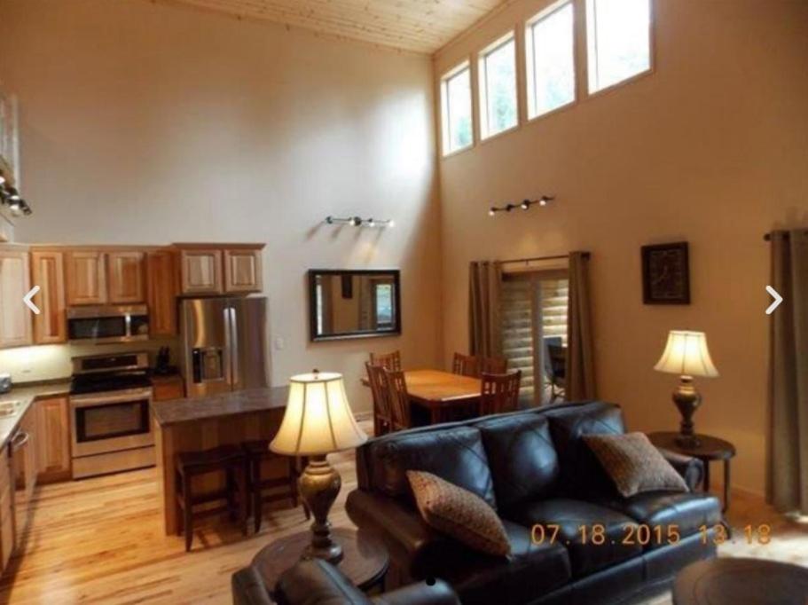 Villa #4 - 4 Bedrooms, 3 Bathrooms photo 1