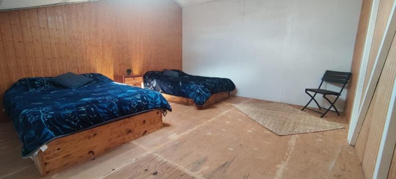 Family Room With Private Bathroom photo 3