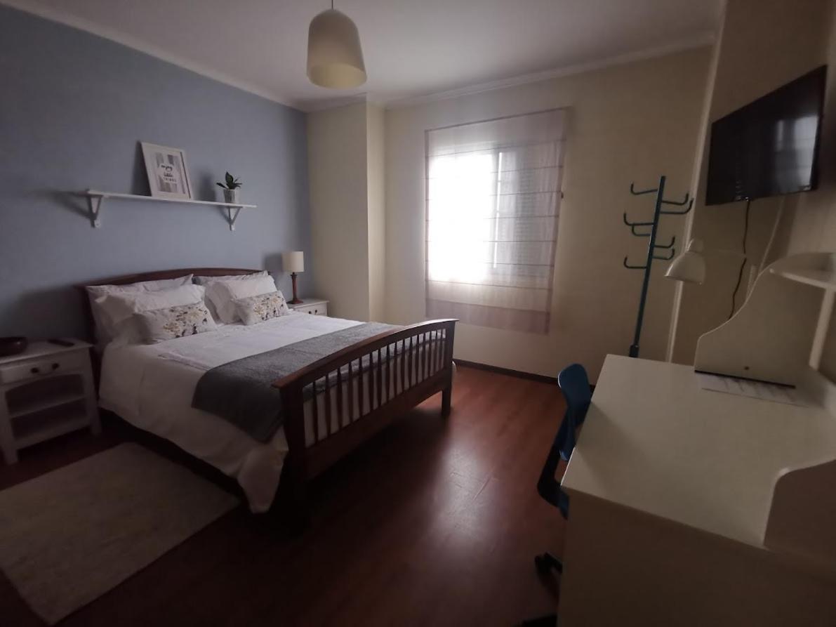 Double Room with Shared Bathroom photo 3