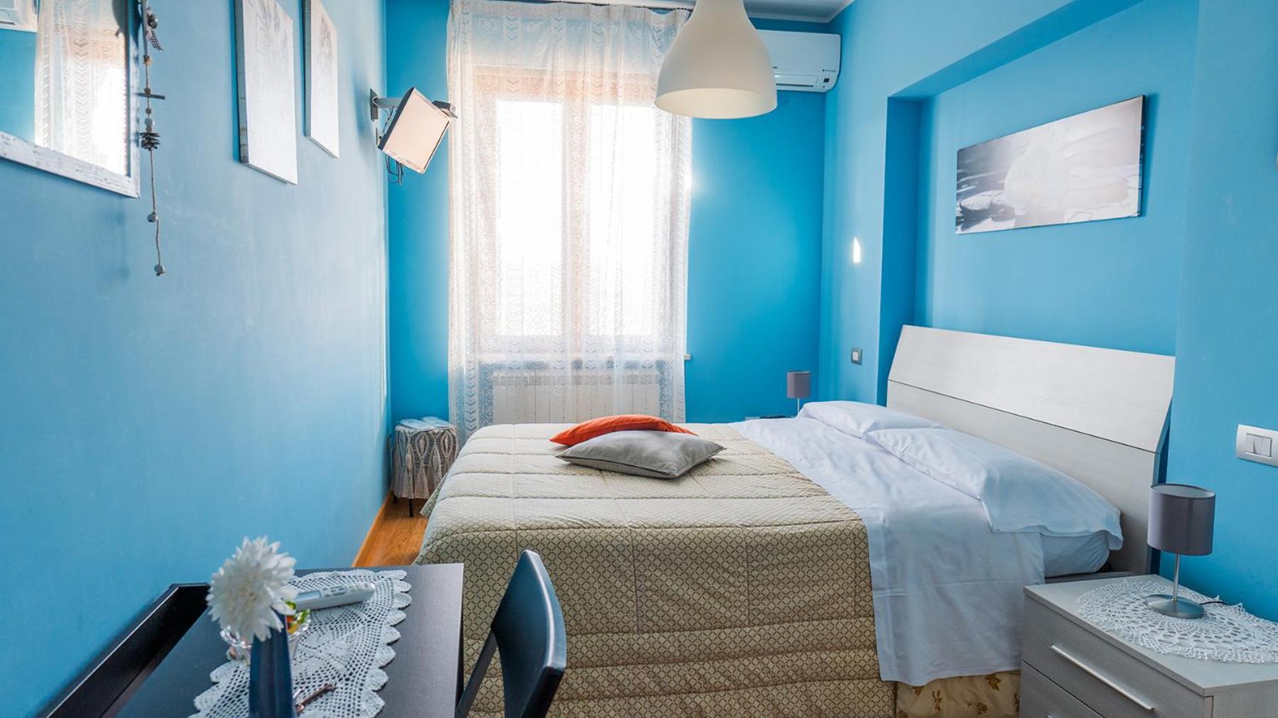 Double Room with Private External Bathroom