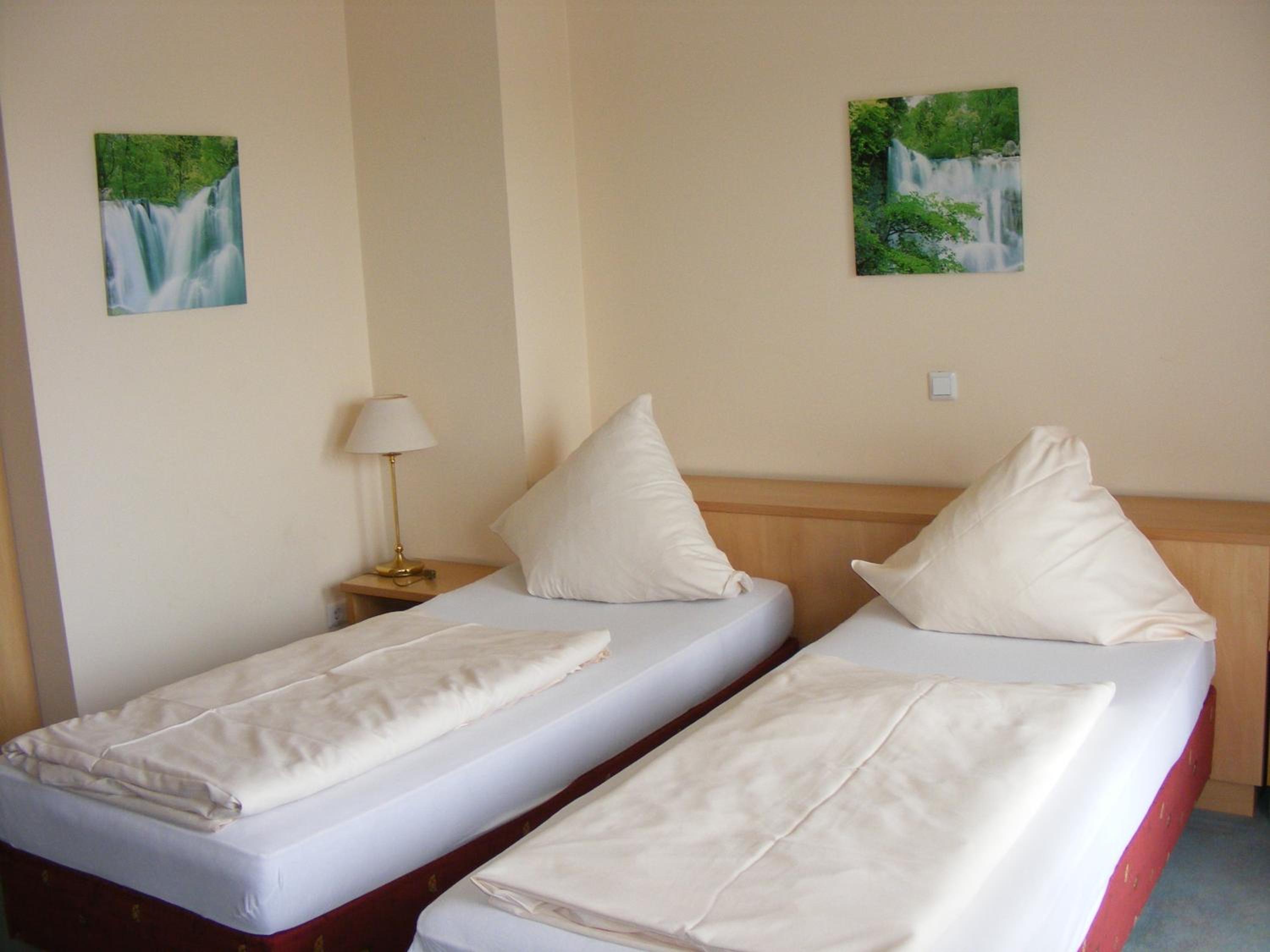 Double Room - Photo 1