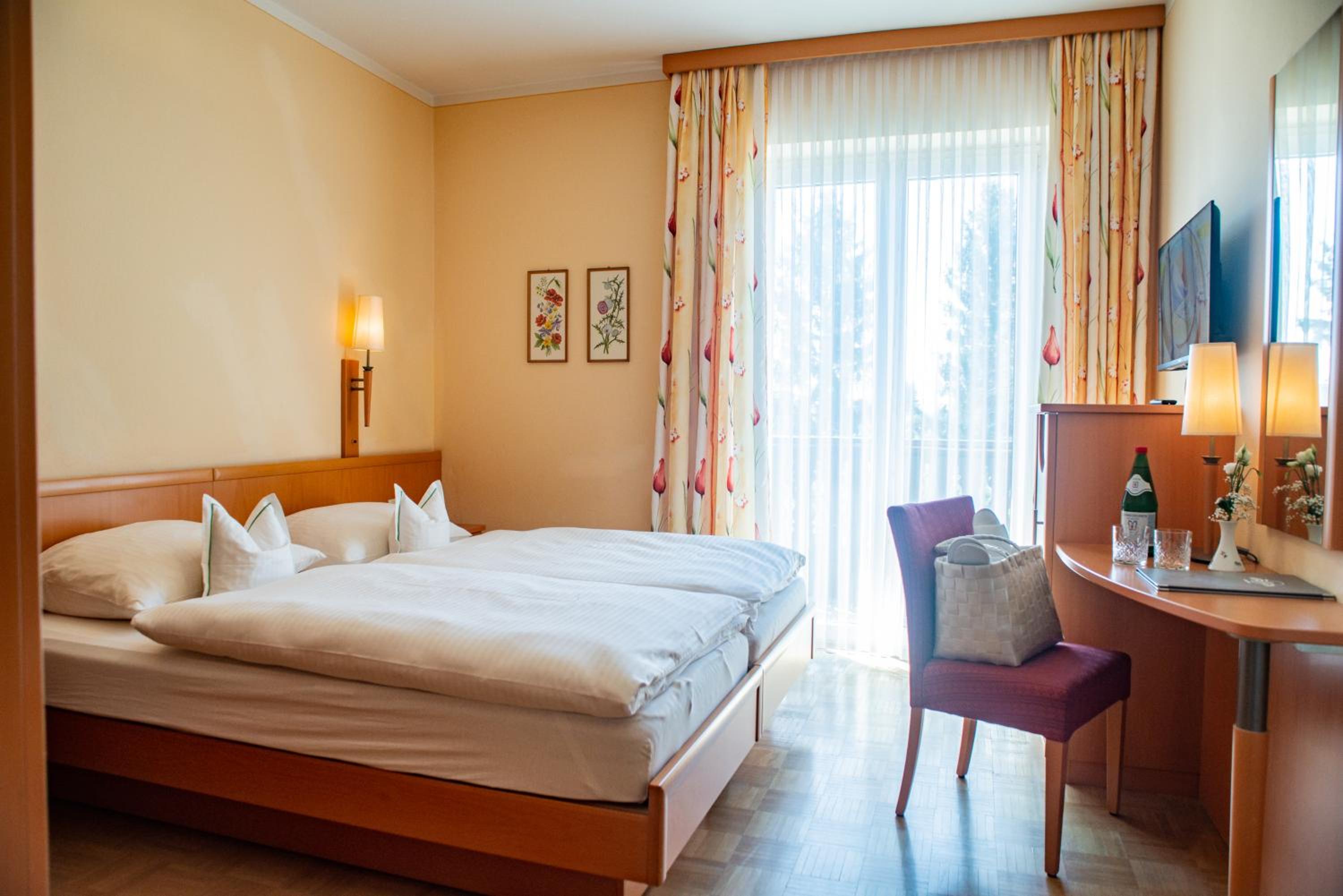 Double Room with Garden View photo 3