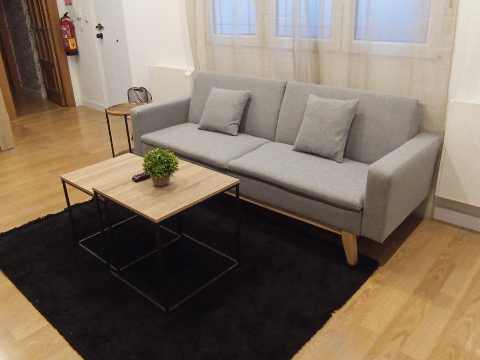 Three-Bedroom Apartment photo 2