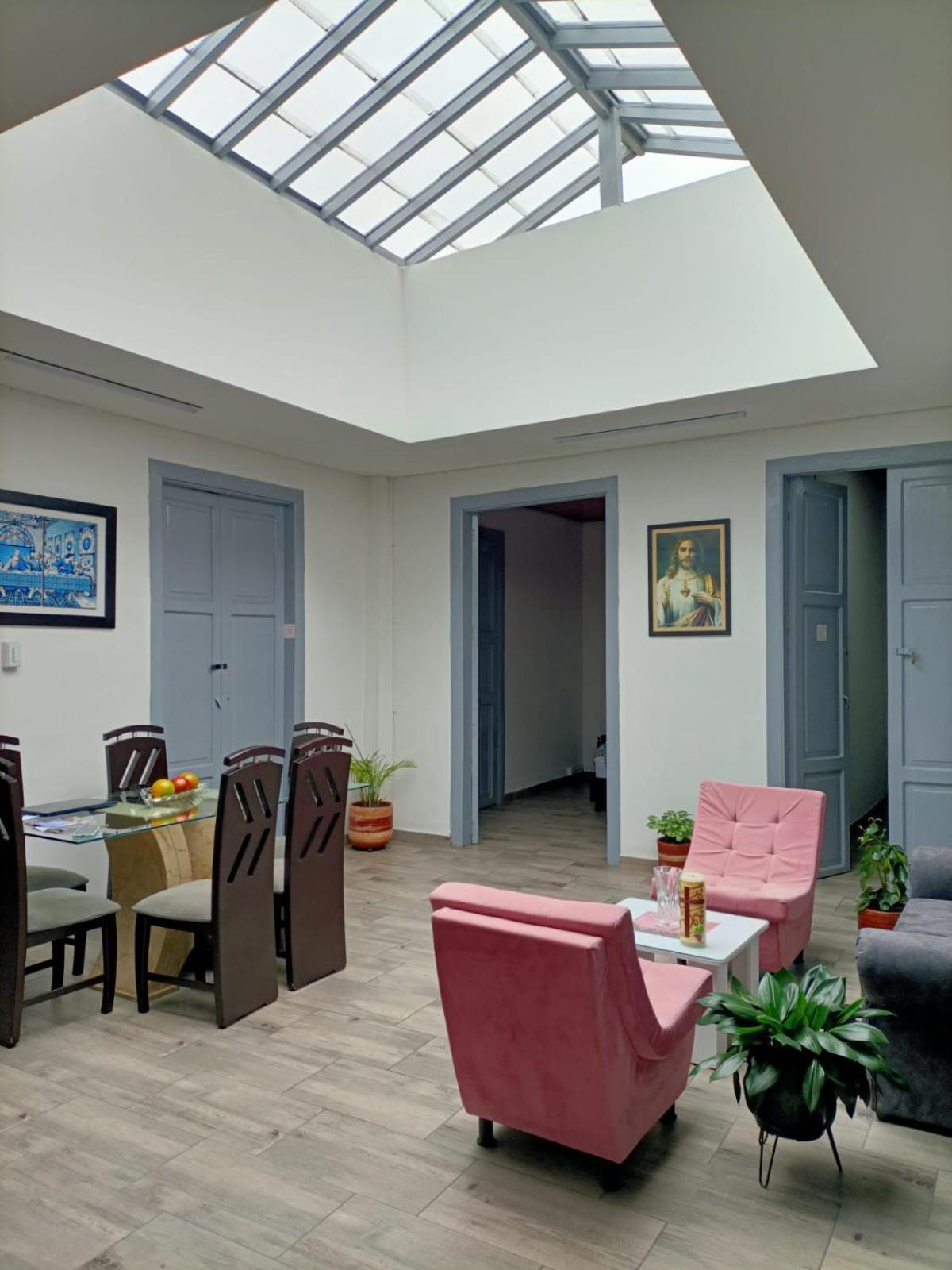 Double or Twin Room photo 3
