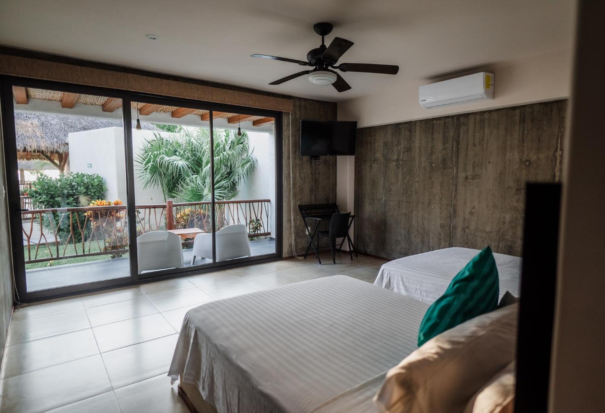Double Room with Garden View photo 2