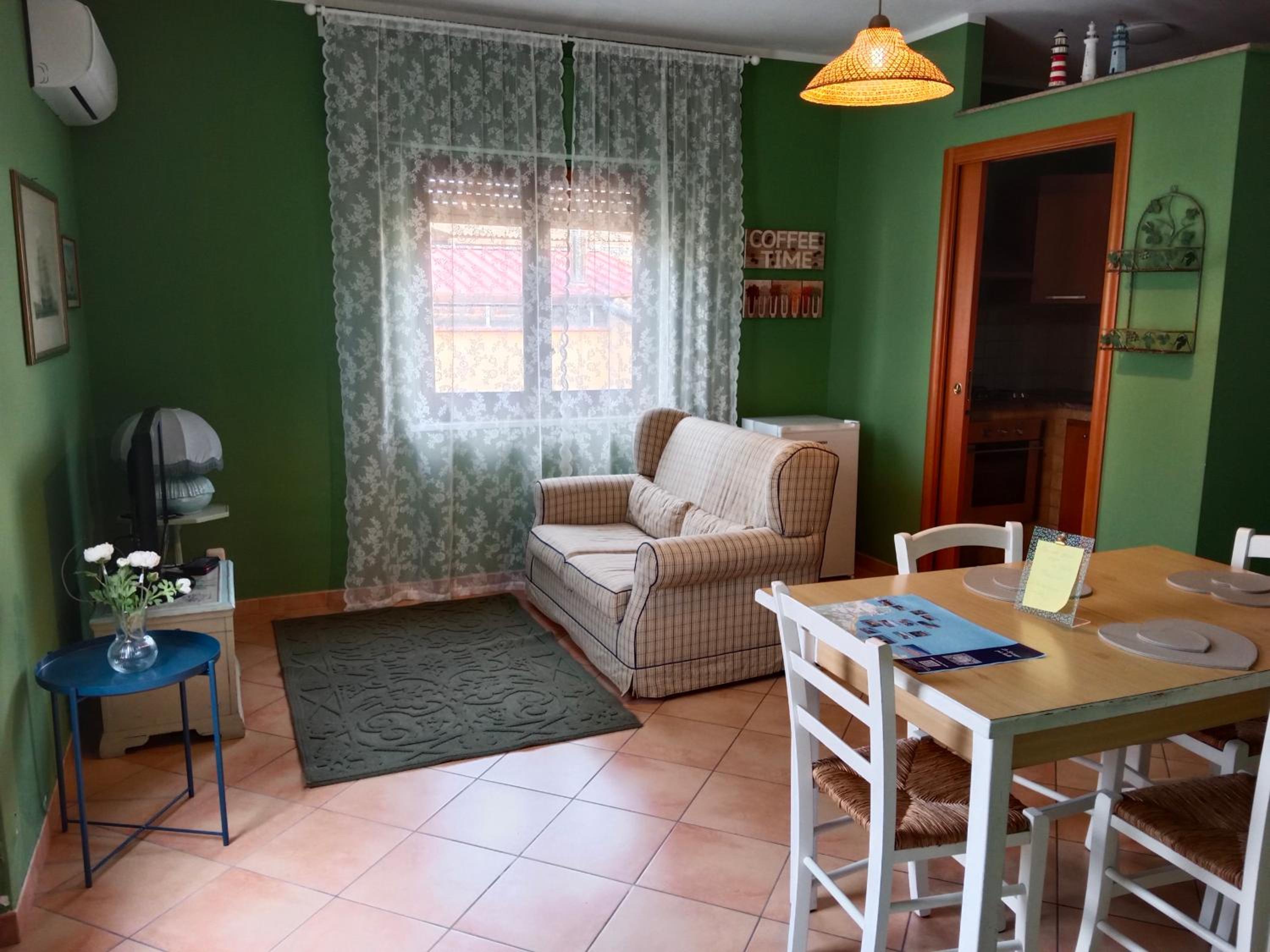 One-Bedroom House photo 3