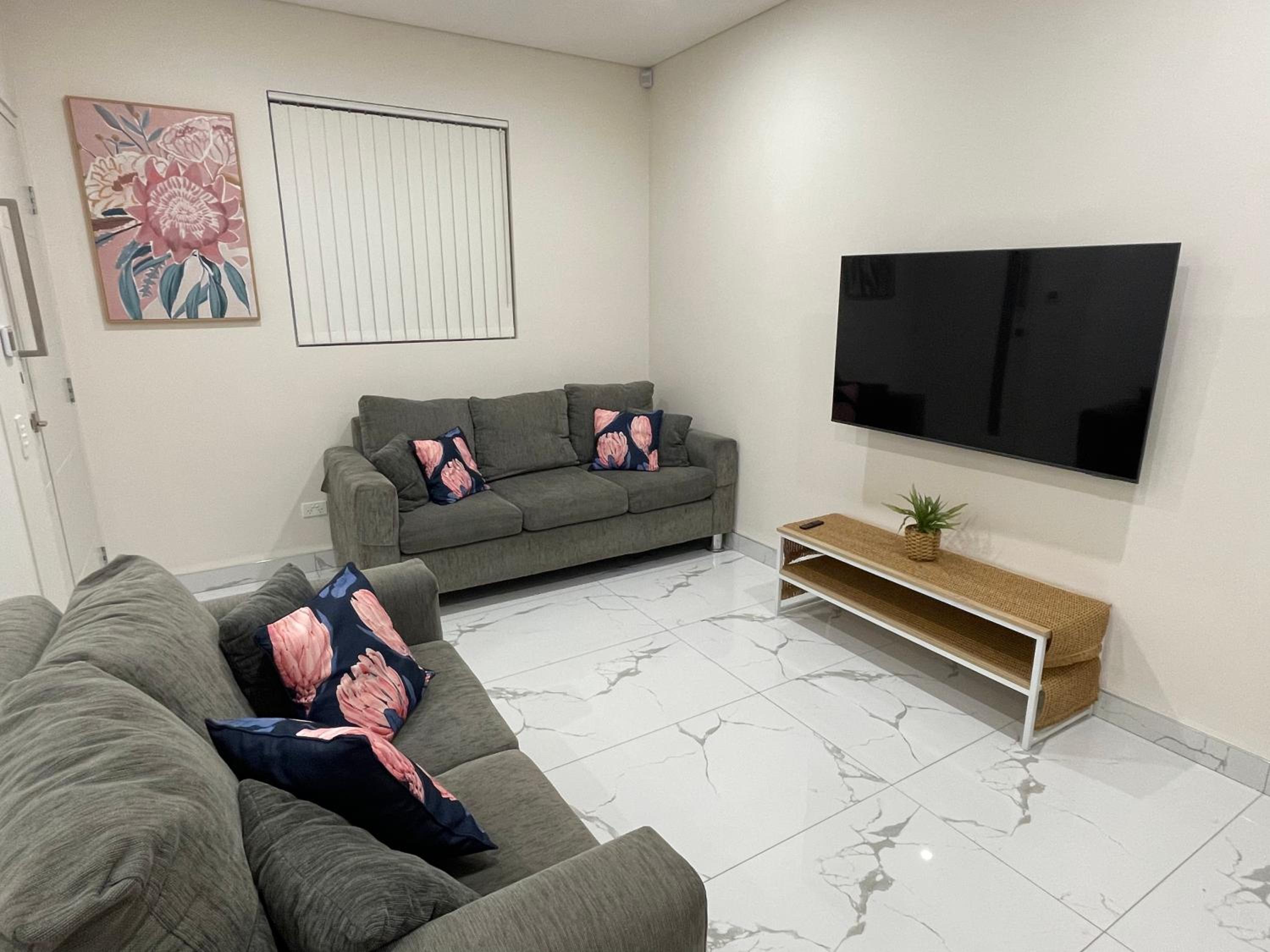 Three-Bedroom House photo 1