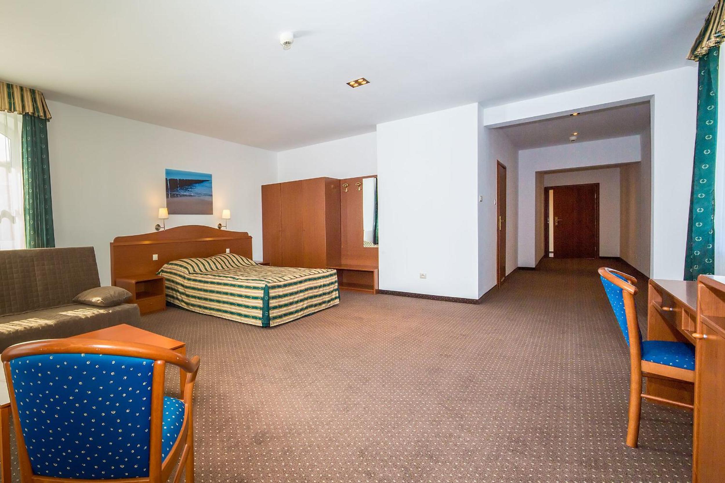 Studio (2 Adults) - Photo 5