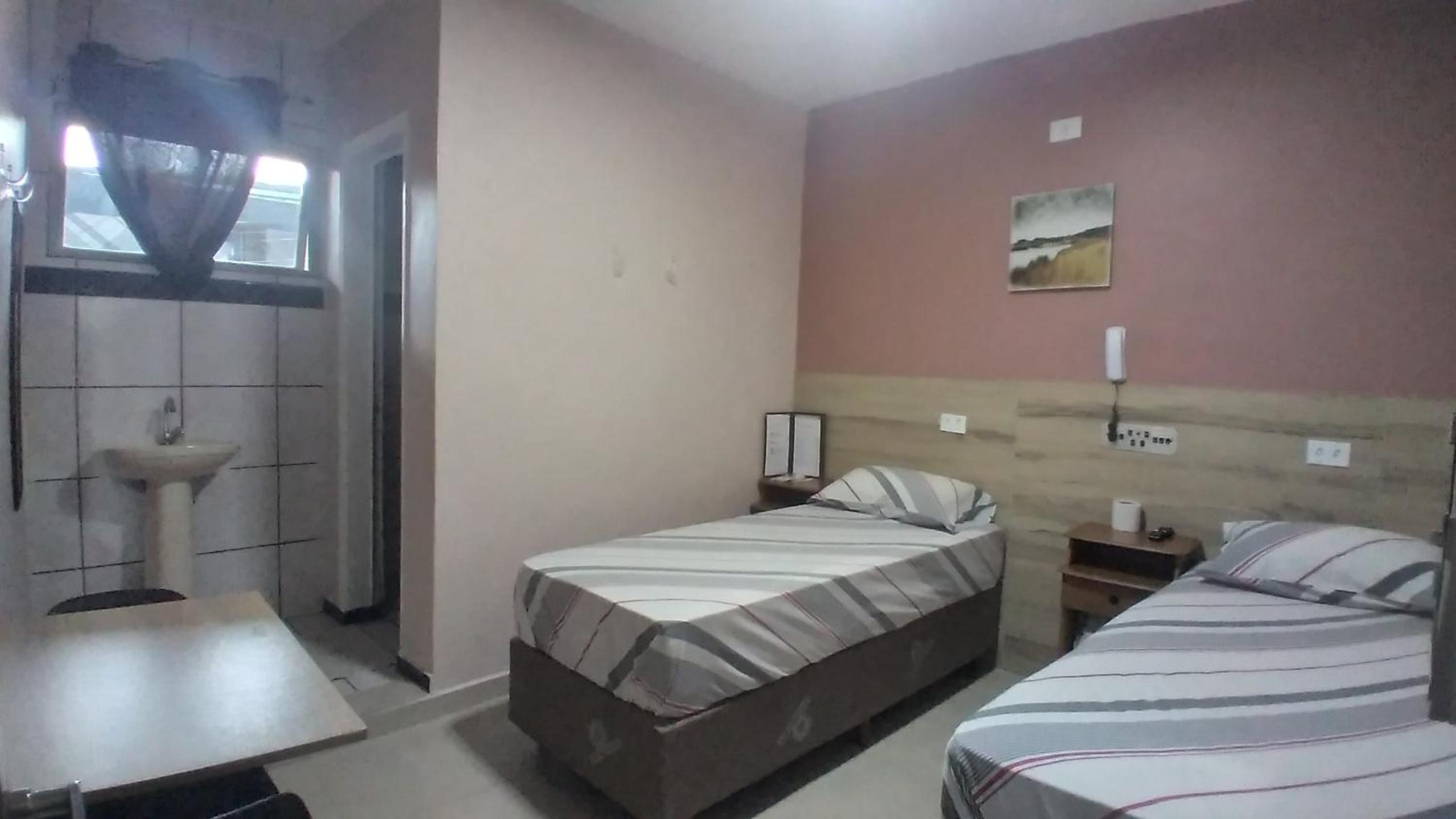 Double Room - Photo 6