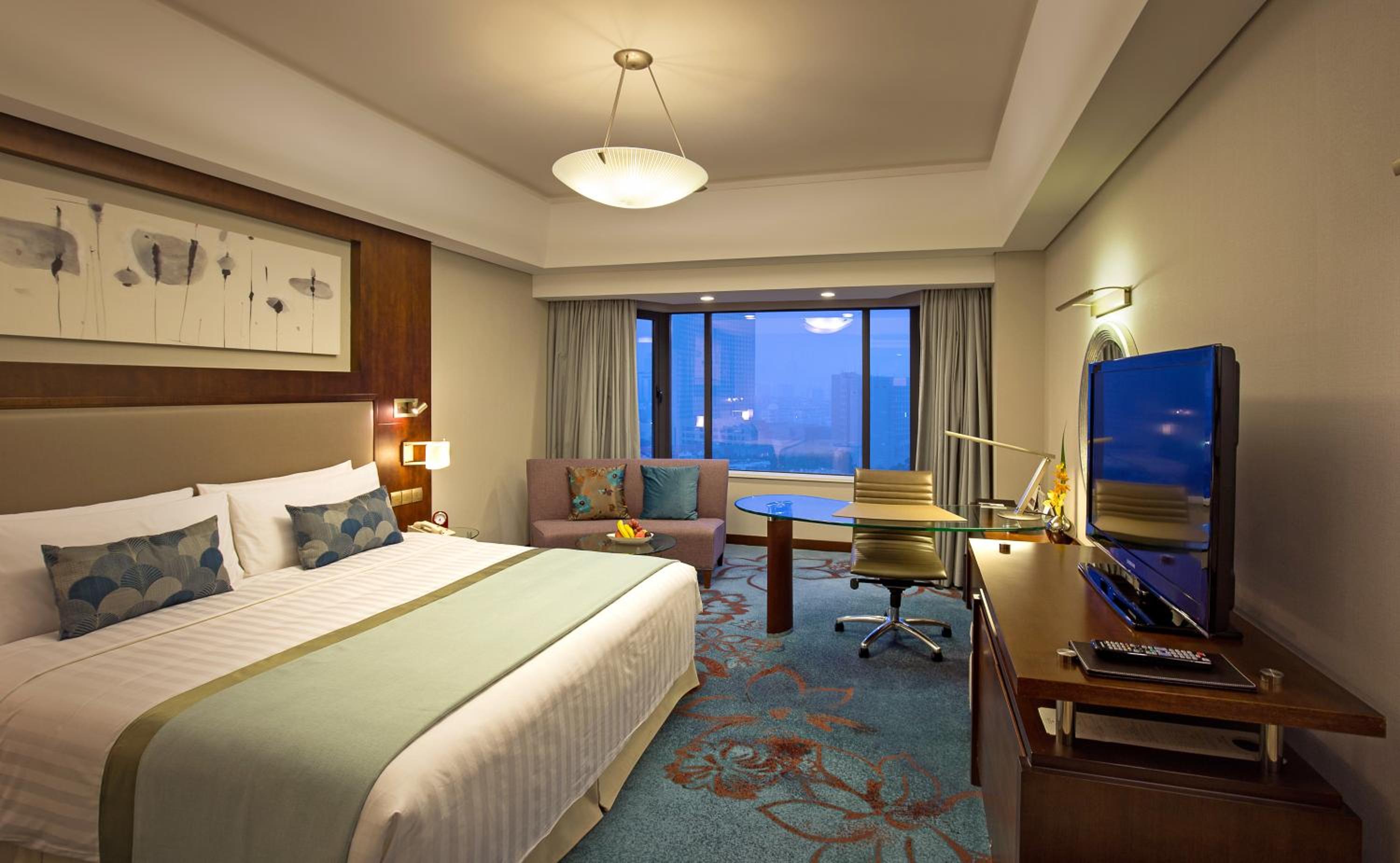 Deluxe King Room - City Wing photo 2
