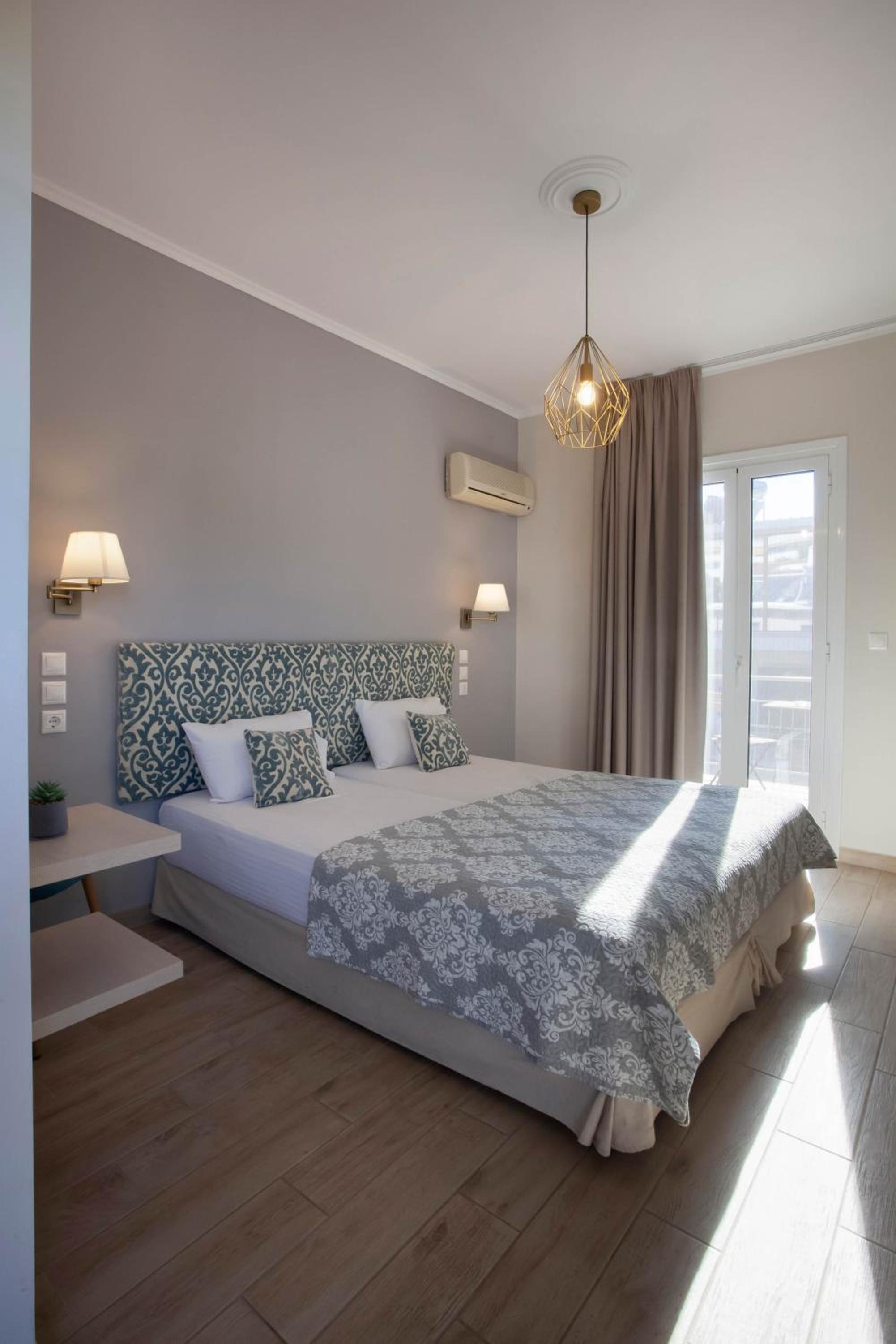 Superior Twin Room with Garden View photo 2