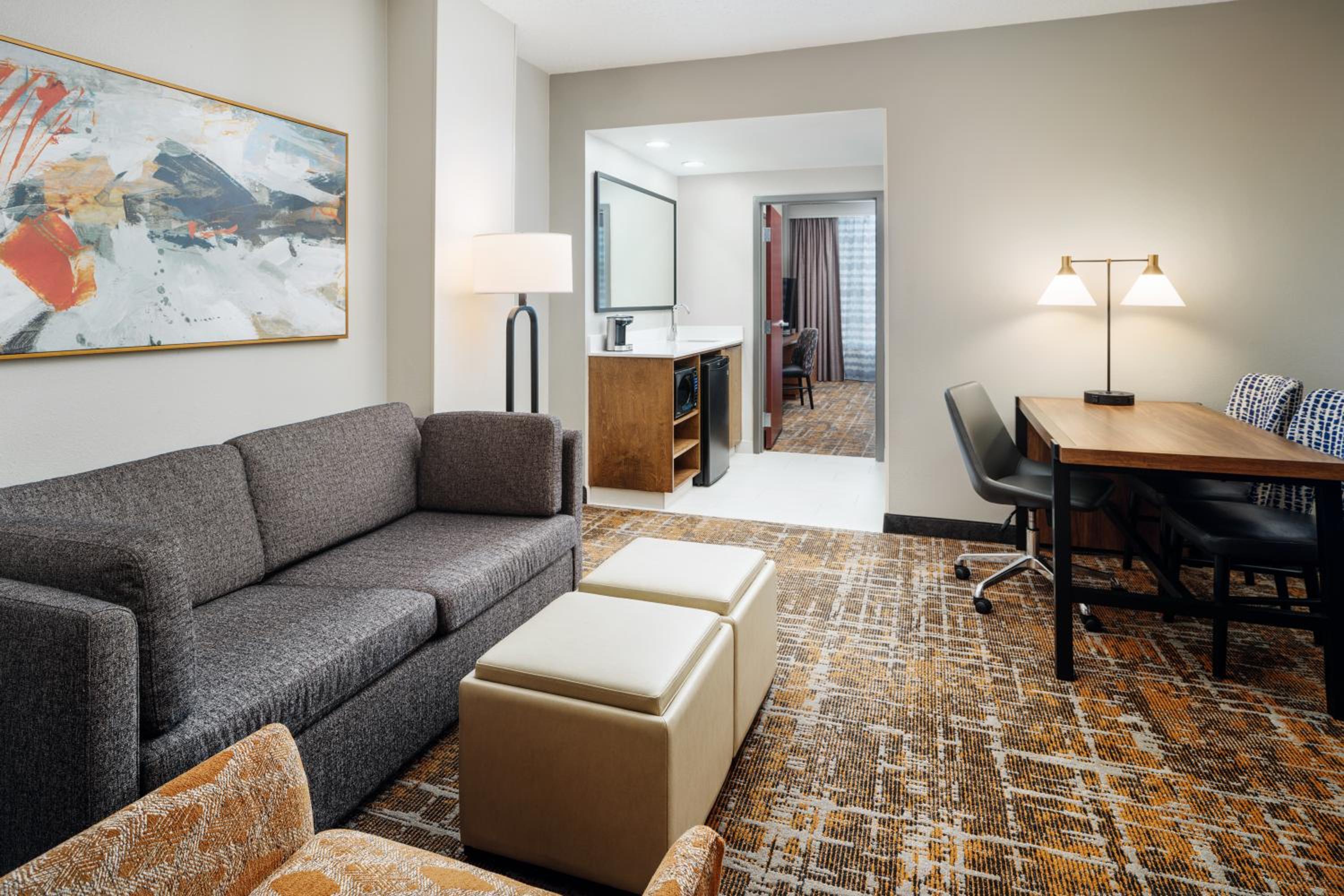 One-Bedroom King Suite - Hearing Access/Non-Smoking - Photo 8