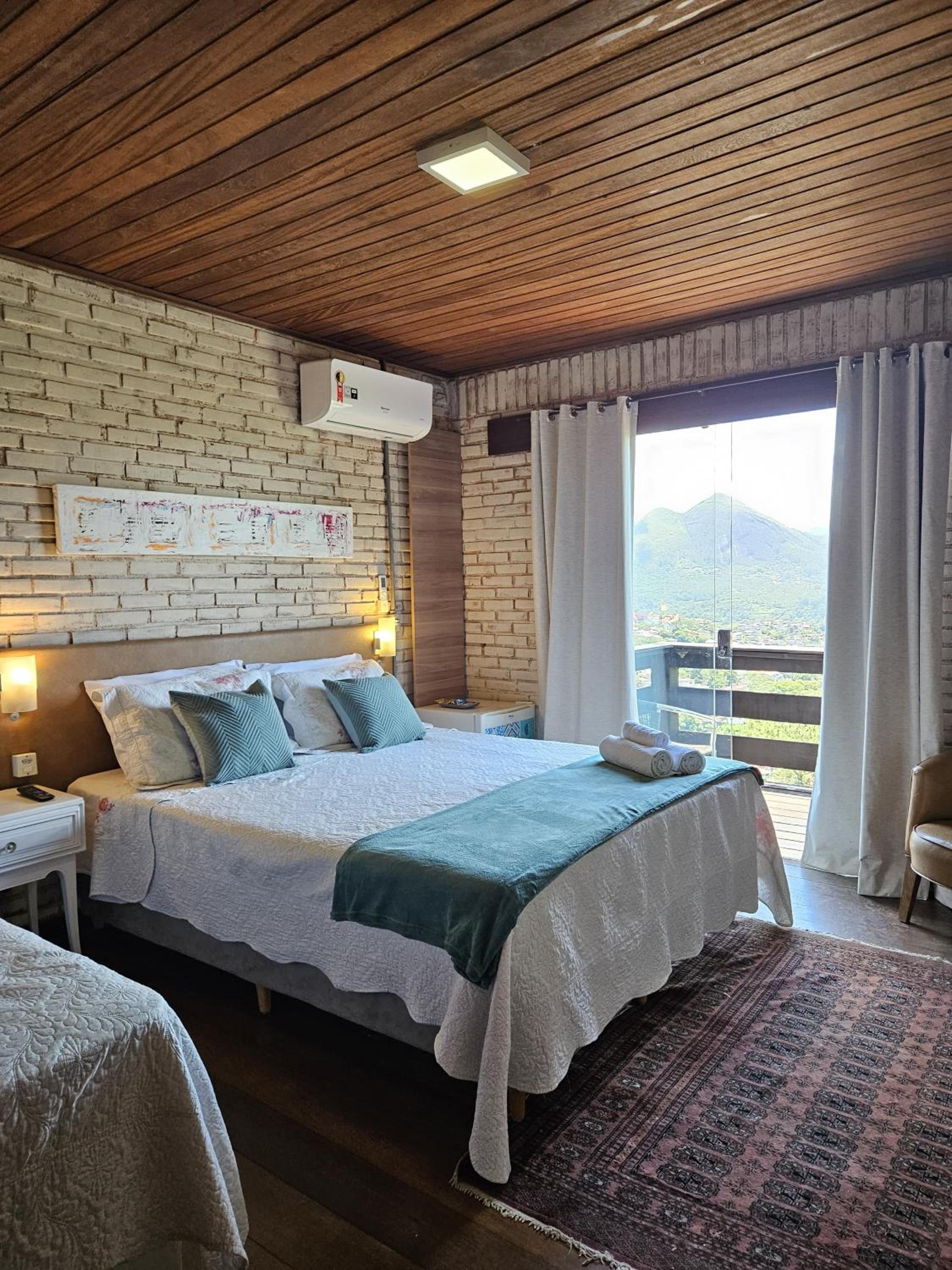 Suite with Mountain View photo 1