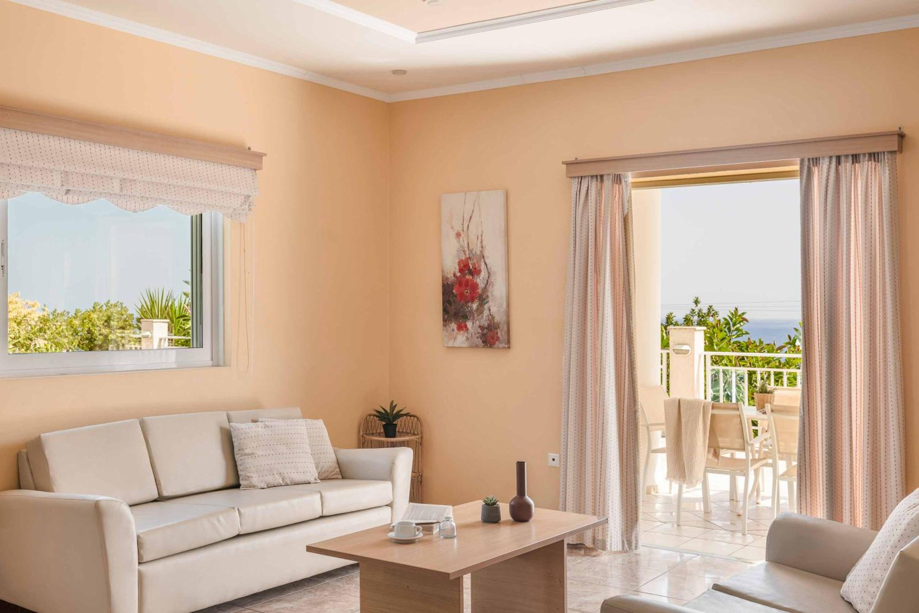 Villa photo 1