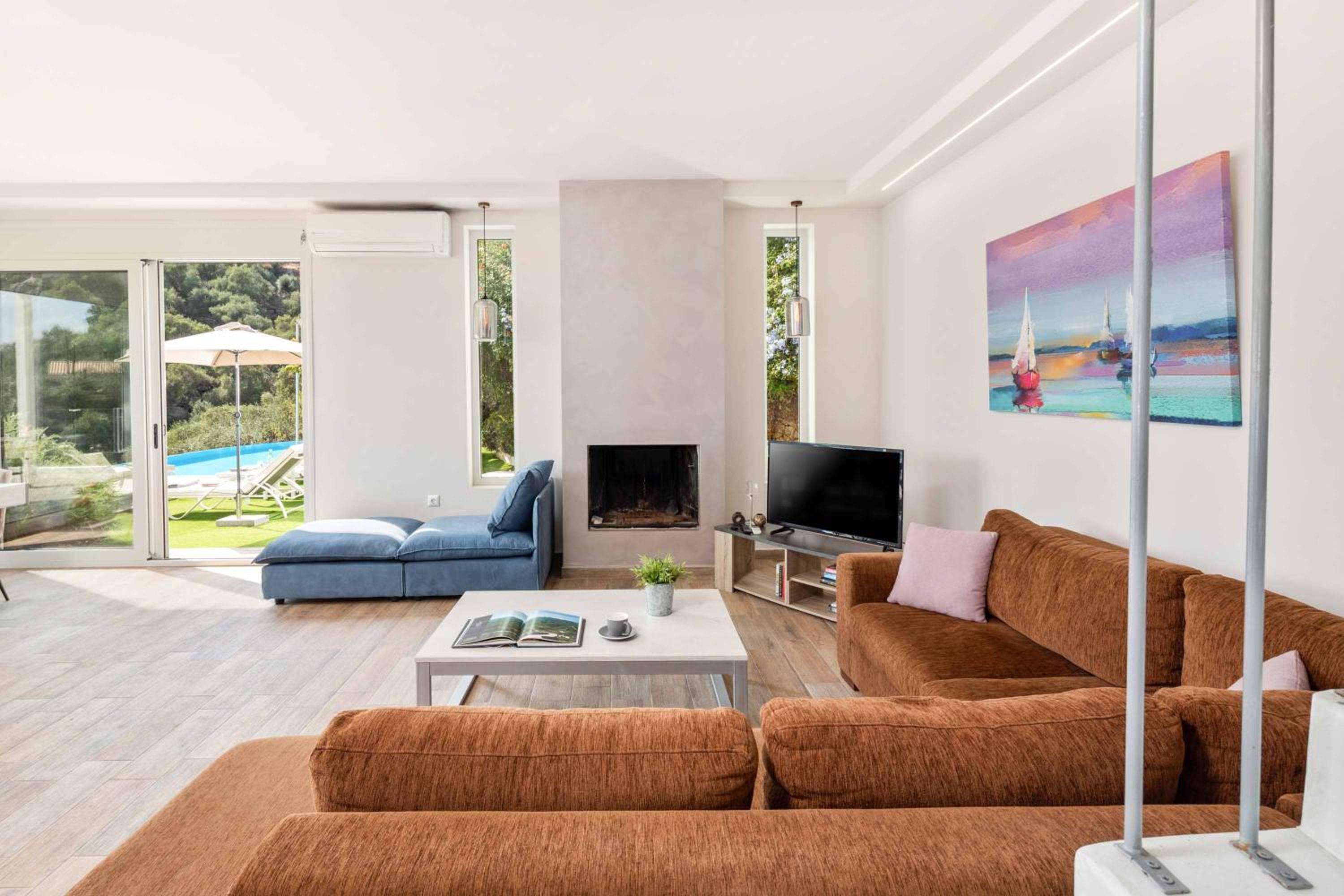 Villa photo 1
