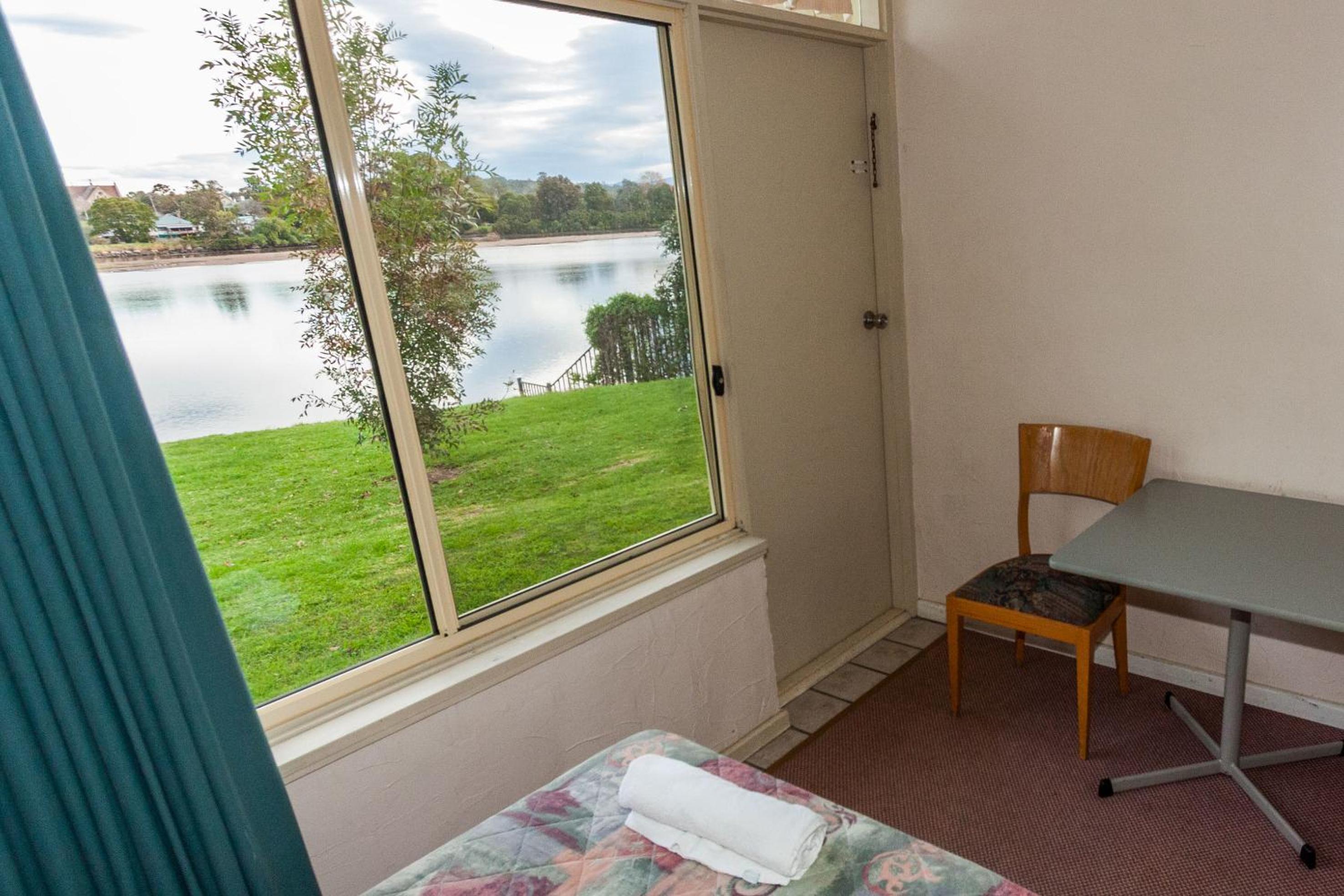 Double Room - Riverfront photo 3