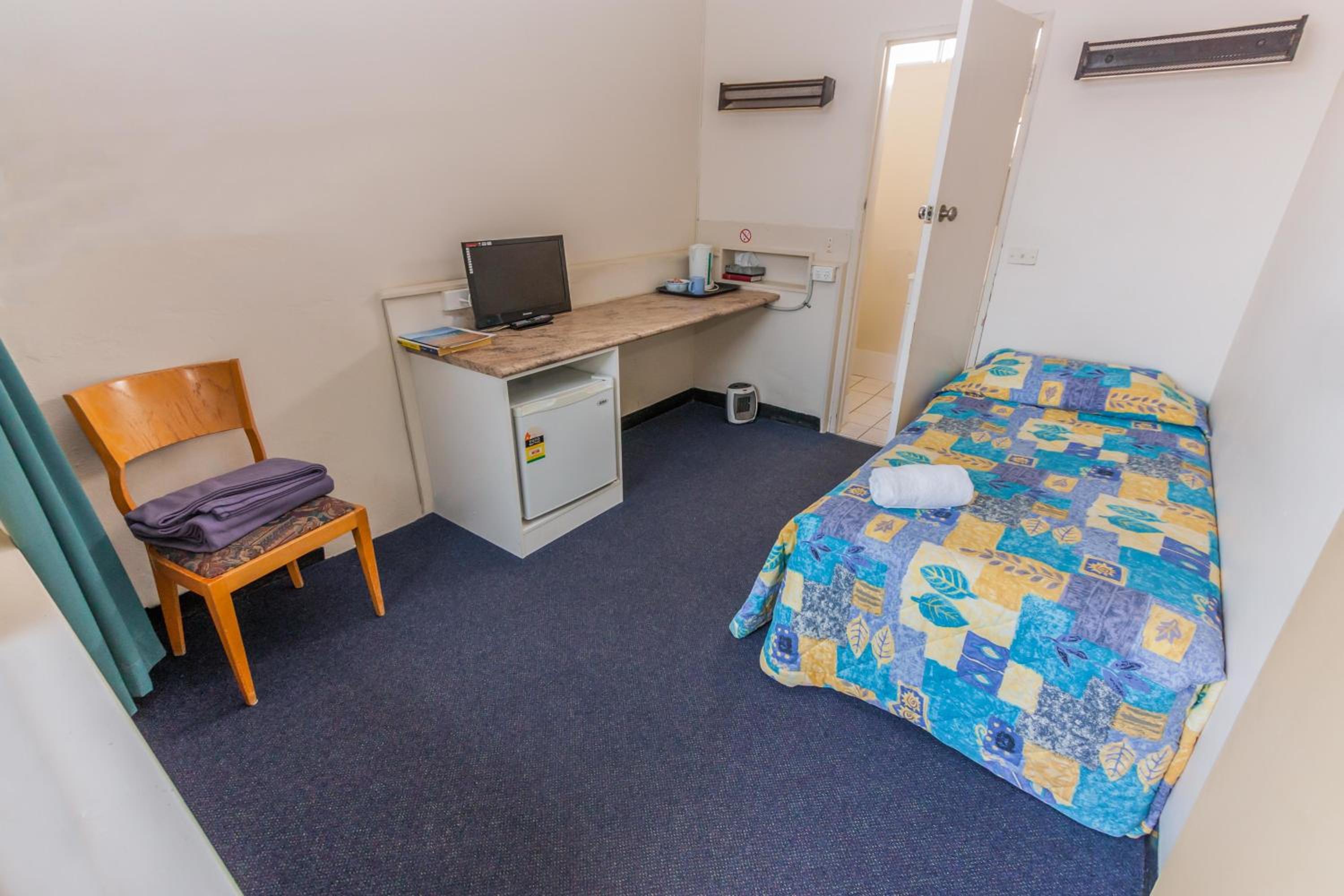 Standard Single Room photo 3