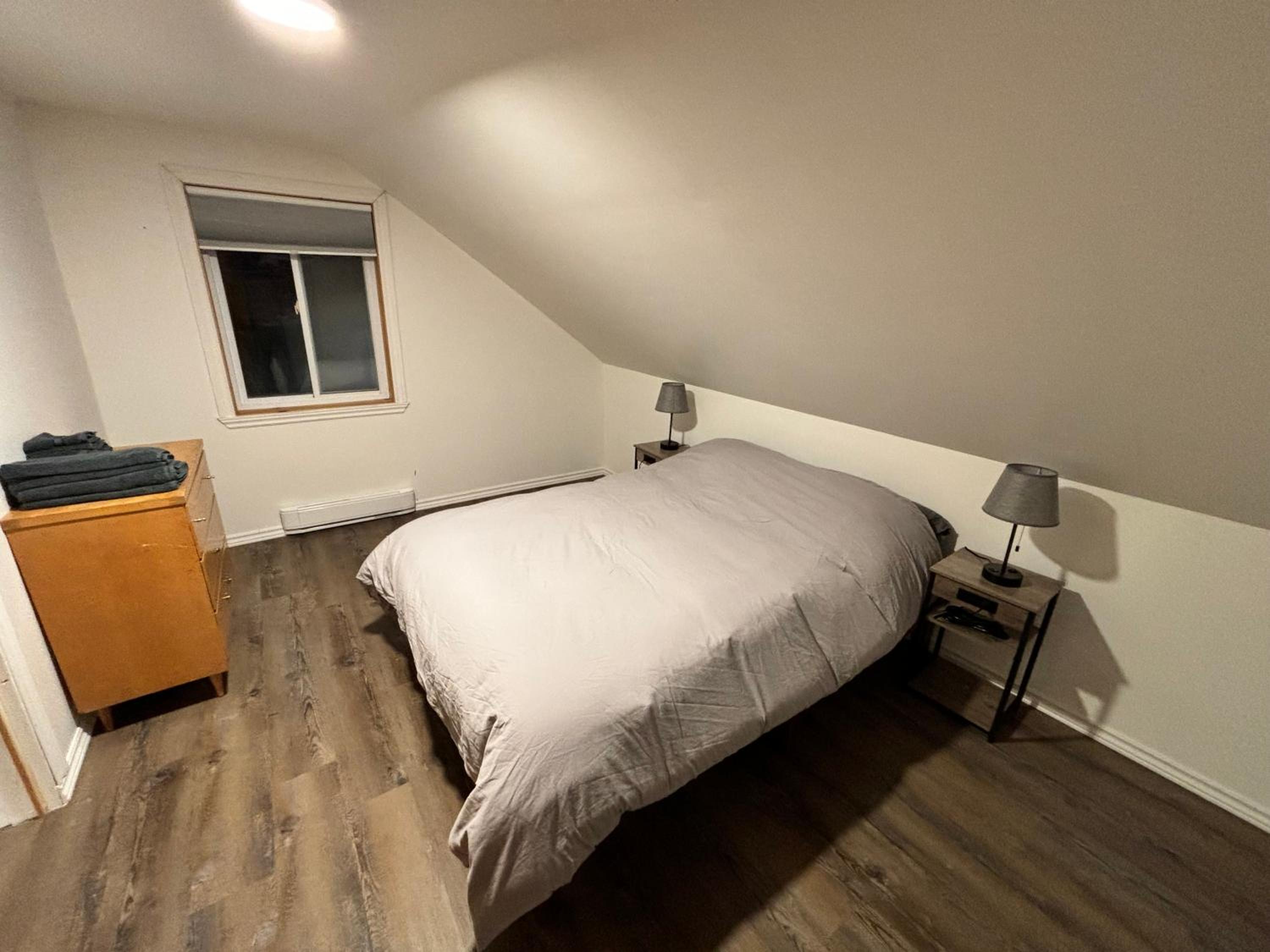 Four-Bedroom House photo 3