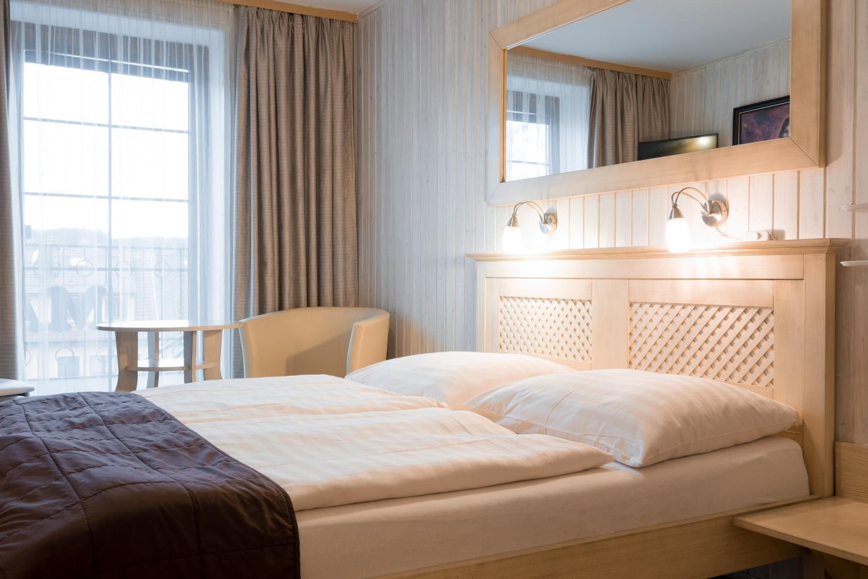 Double Room with Balcony and Wellness Access photo 1