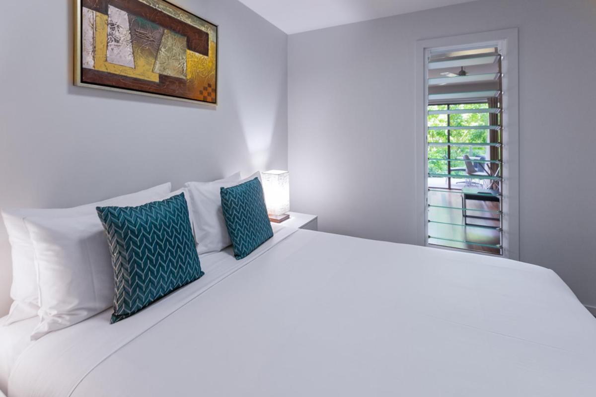 One-Bedroom Apartment - Queen - Photo 2