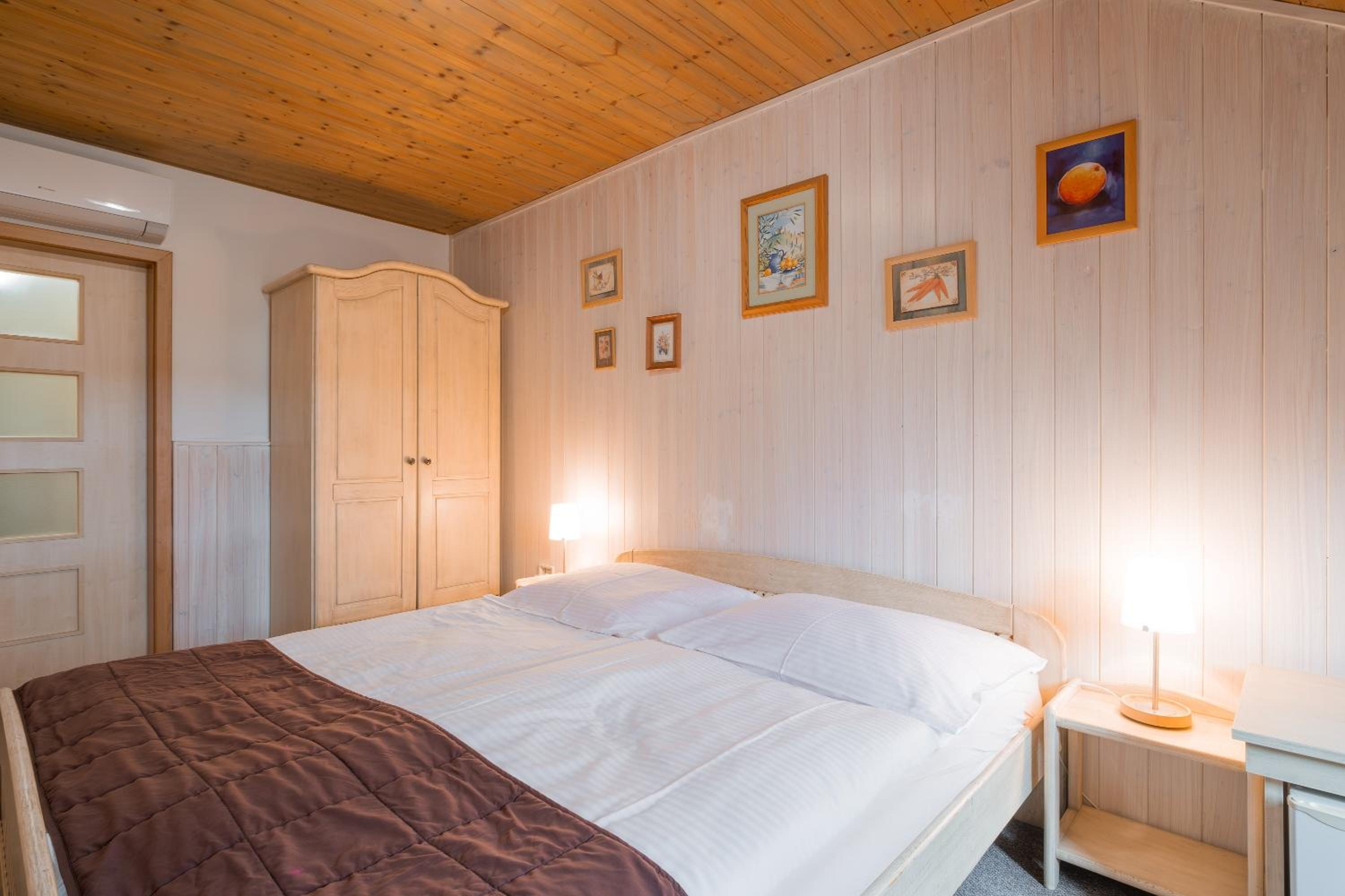Small Double Room with Wellness Access photo 1