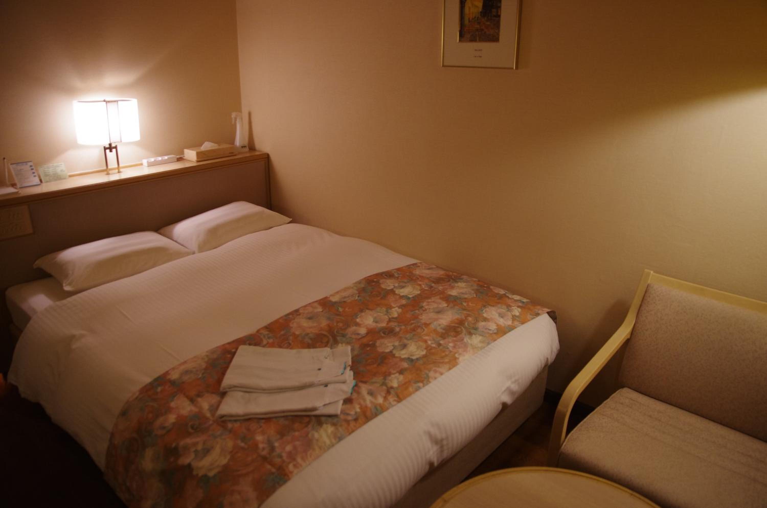 Double Room - Smoking photo 2