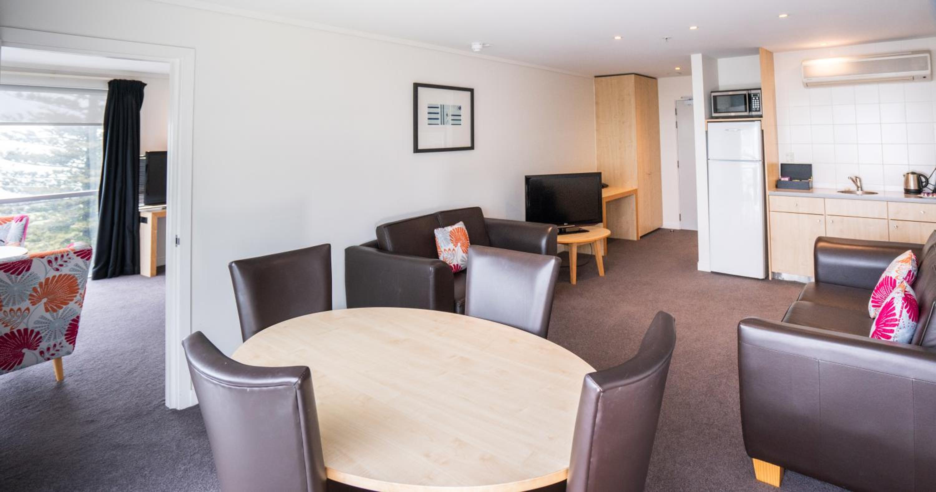 Suite with Sea View - Photo 4