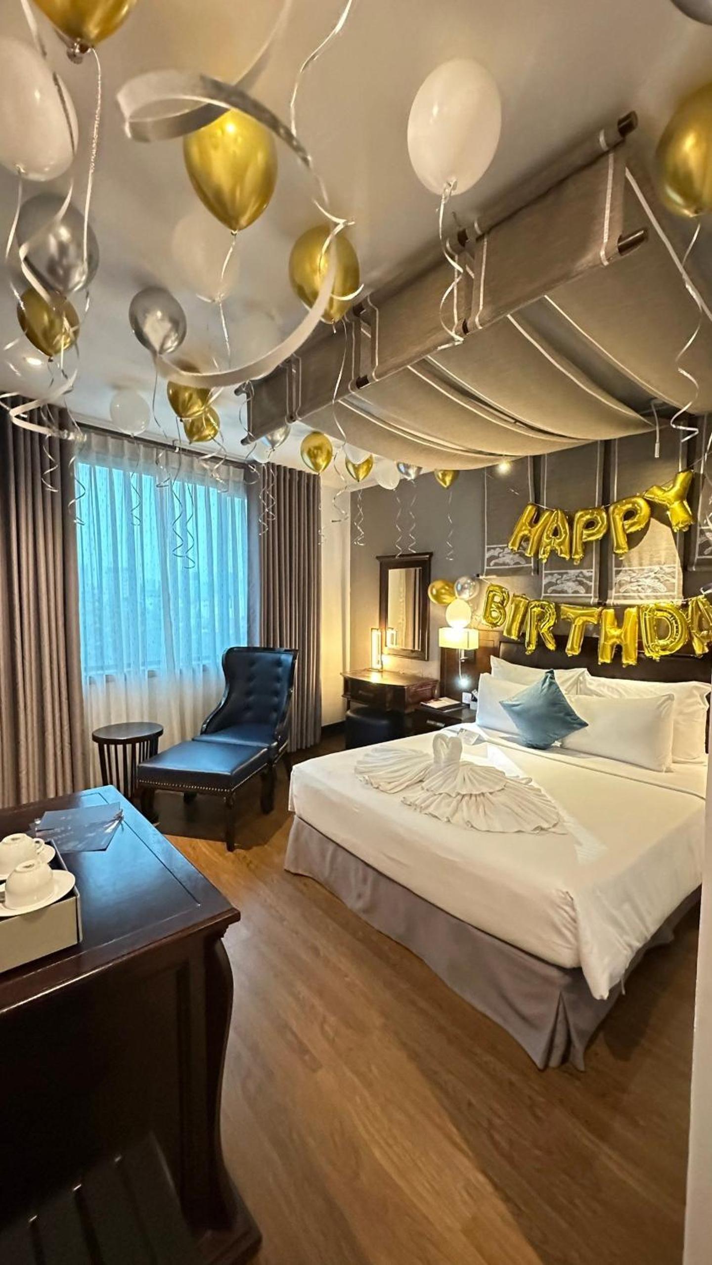 Deluxe Double Room (Daily free Mini-bar & (1) time Afternoon Tea)