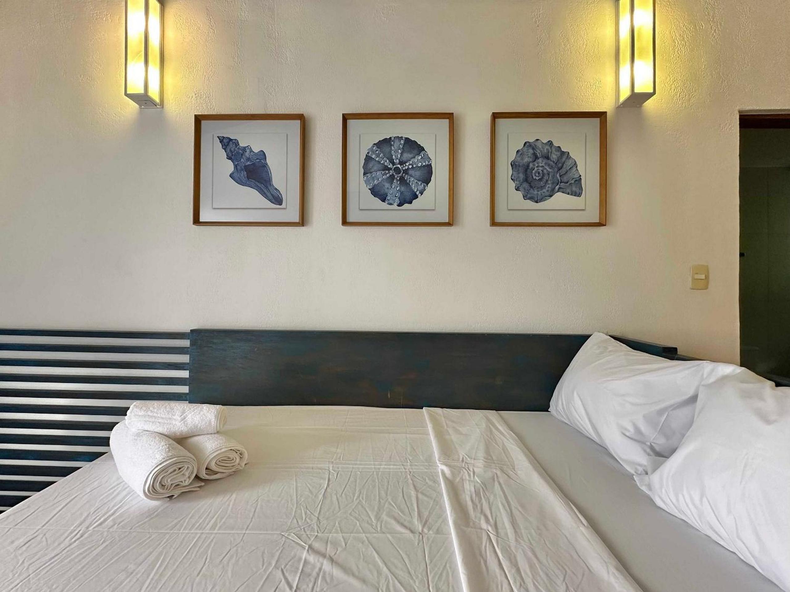 Superior Suite with Sea View - Photo 1