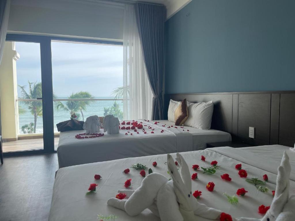 Family Room with Sea View photo 2