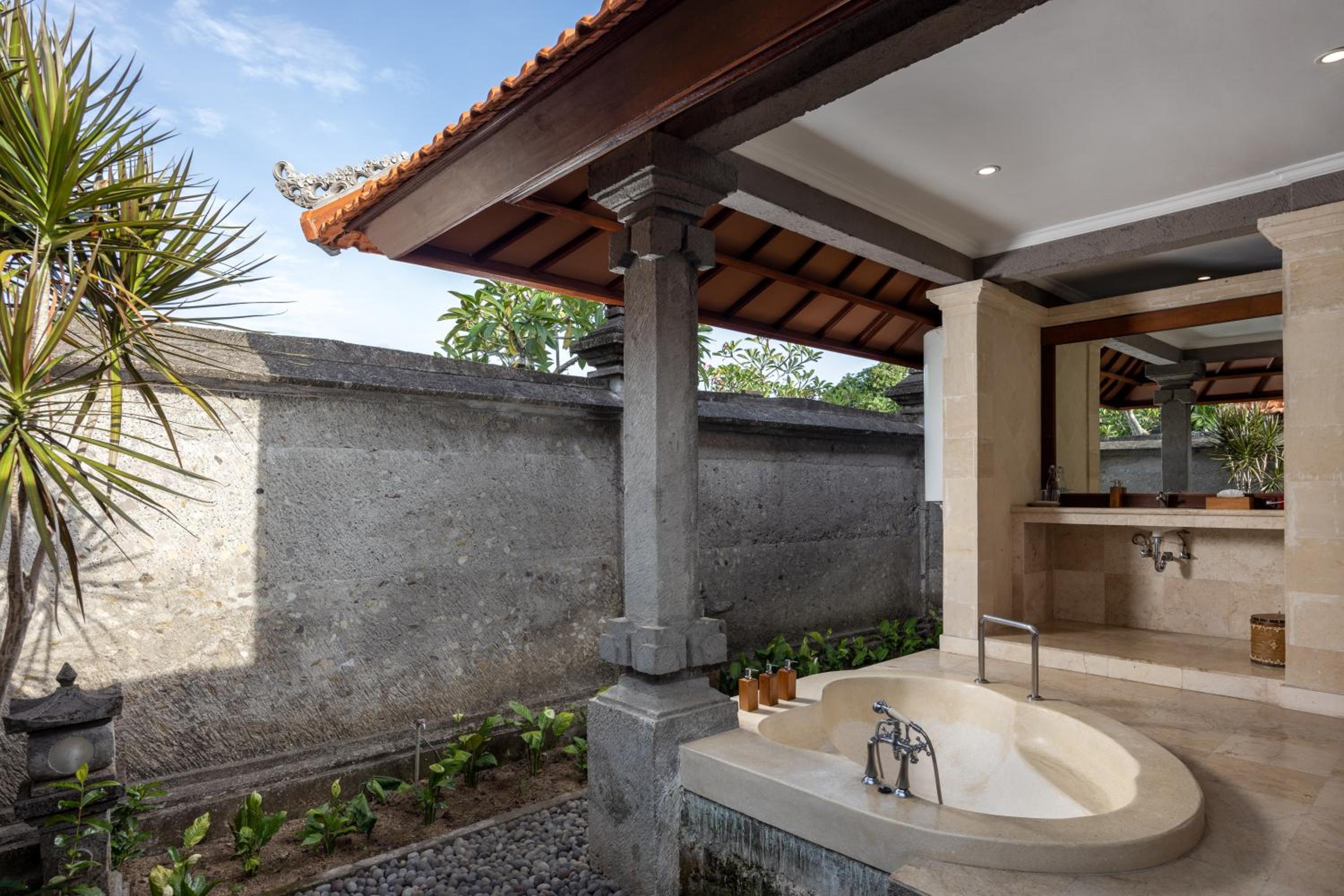 One-Bedroom Pool Villa  - Photo 8