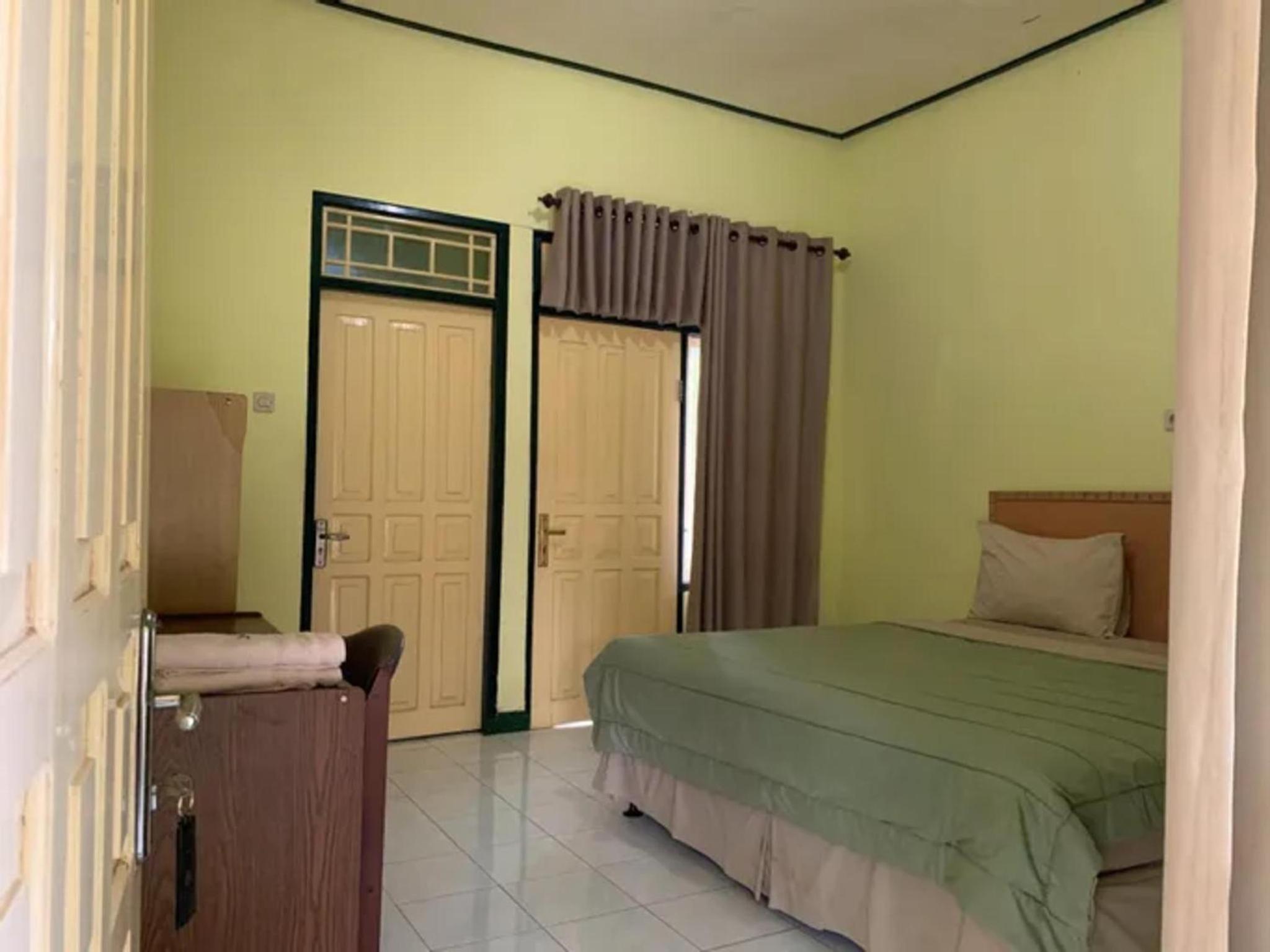 Standard Double Room - Without Water Heater - Photo 1