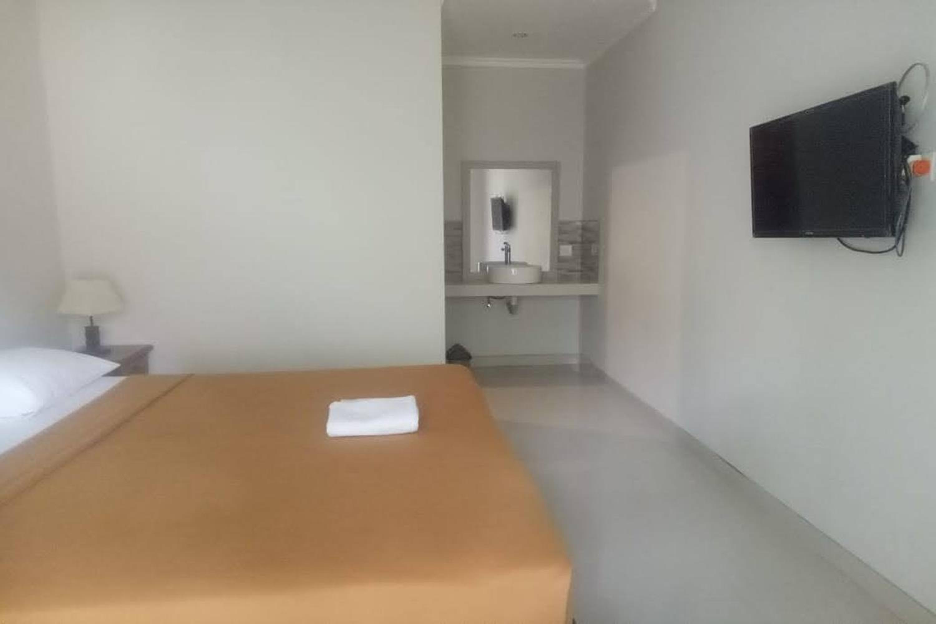 Standard Double Room - Photo 4