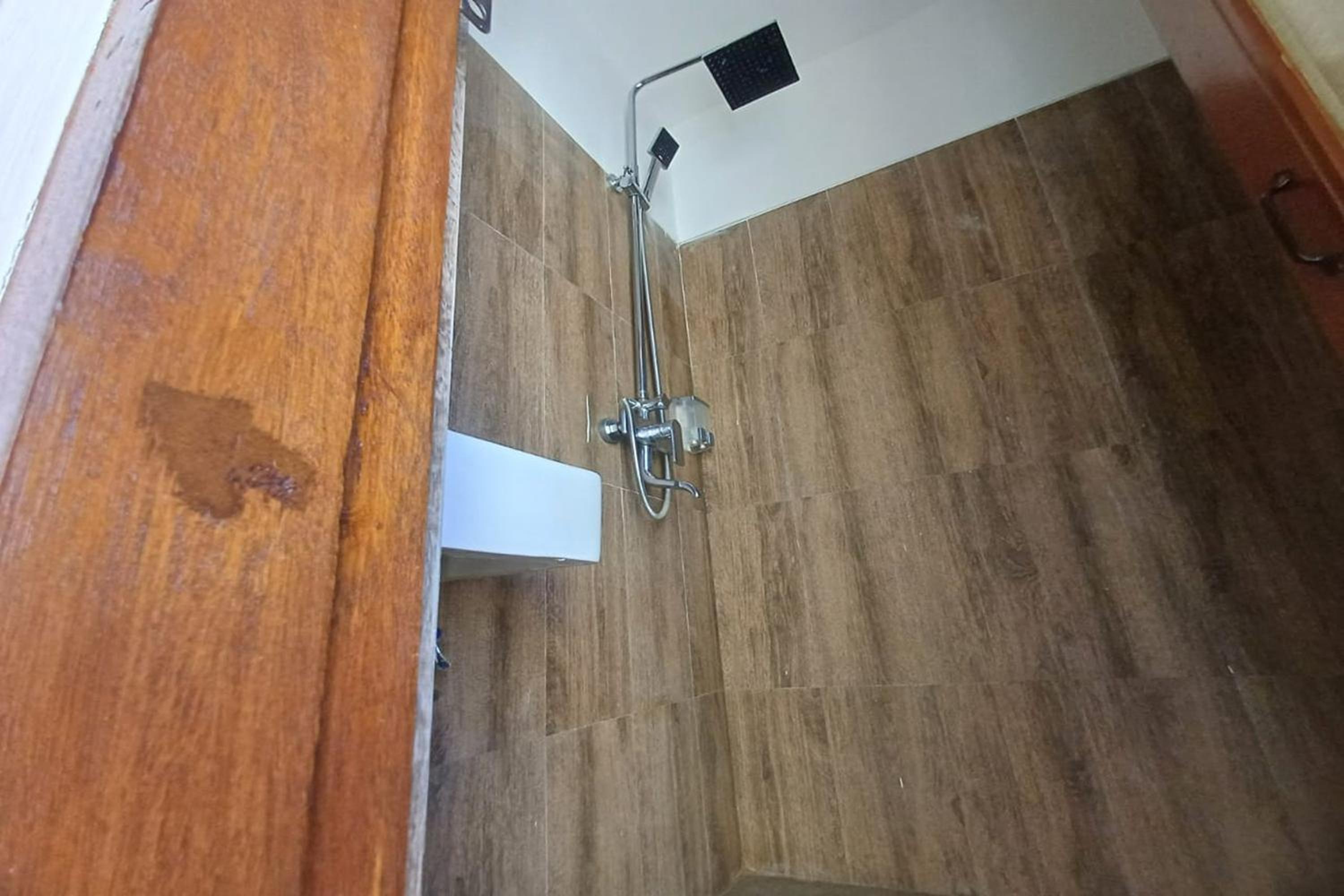 Standard Double Room - Photo 18