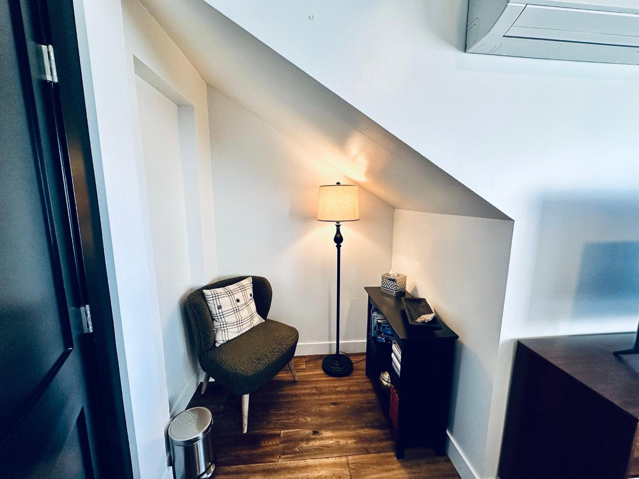Two-Bedroom Apartment - Photo 18